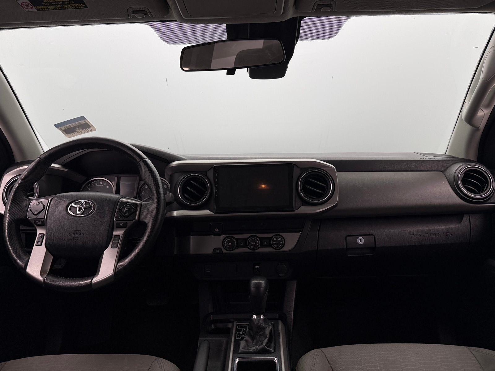 Thumbnail: 2019 Toyota Tacoma - 3