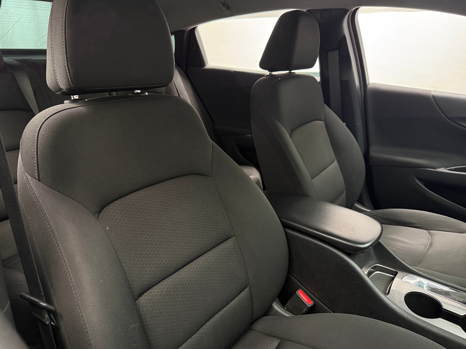 Thumbnail: 2020 Chevrolet Malibu - 2