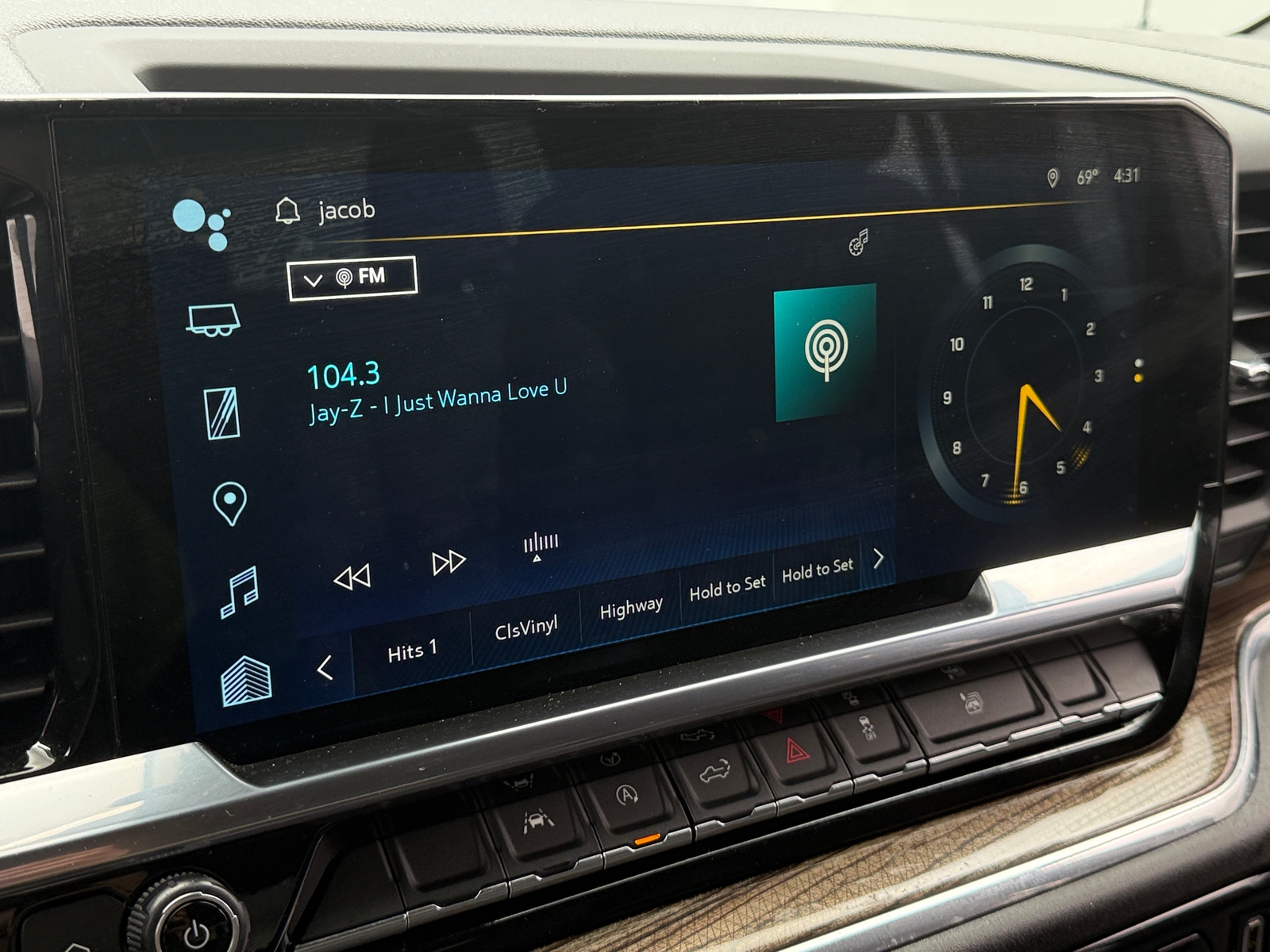 Thumbnail: 2024 Chevrolet Silverado 1500 - 4