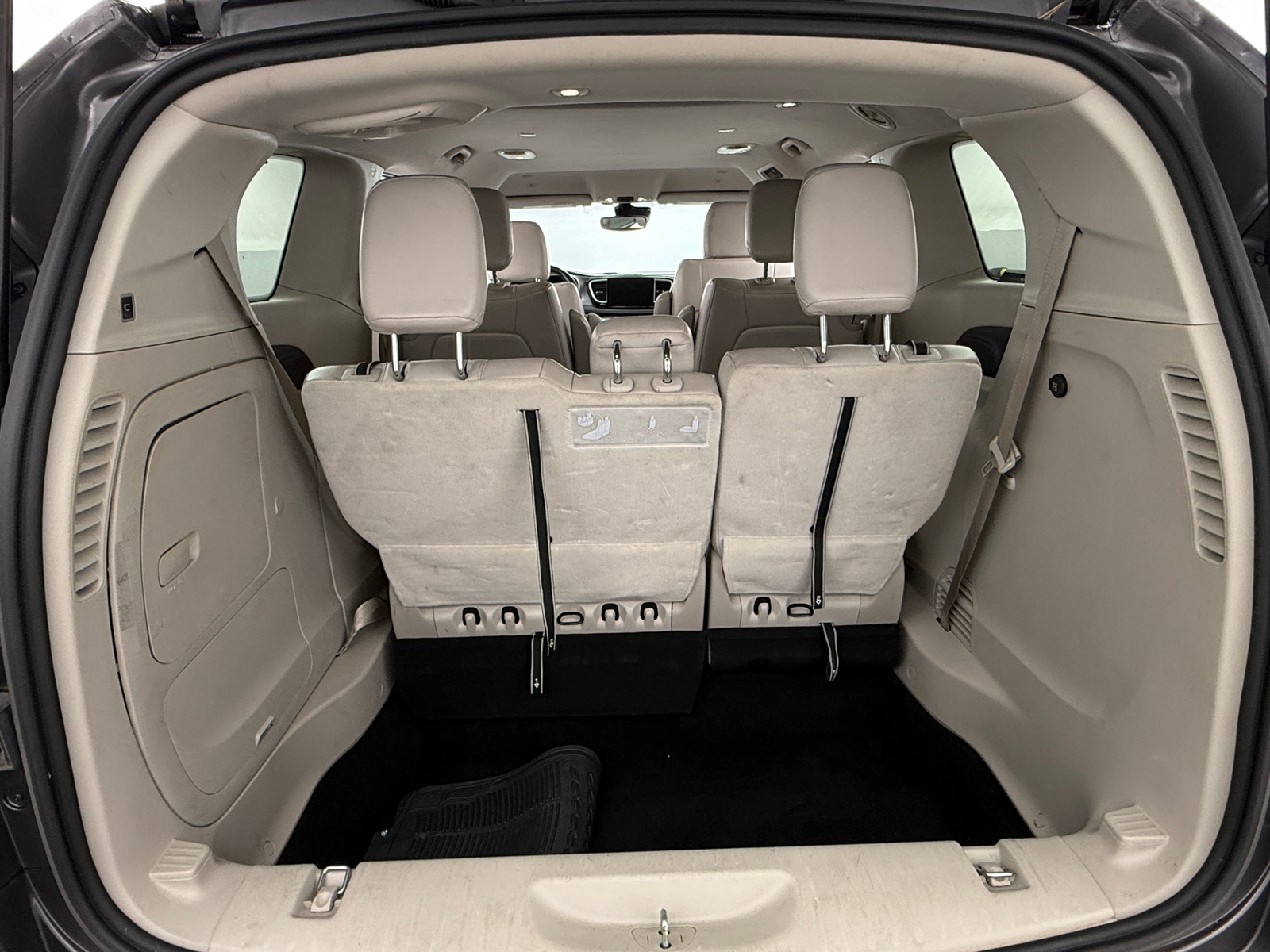 Thumbnail: 2021 Chrysler Pacifica - 5