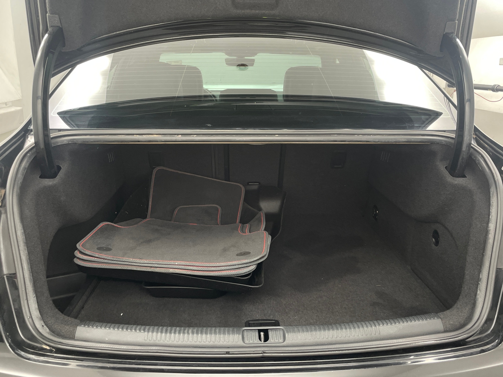 Thumbnail: 2019 Audi S3 - 6