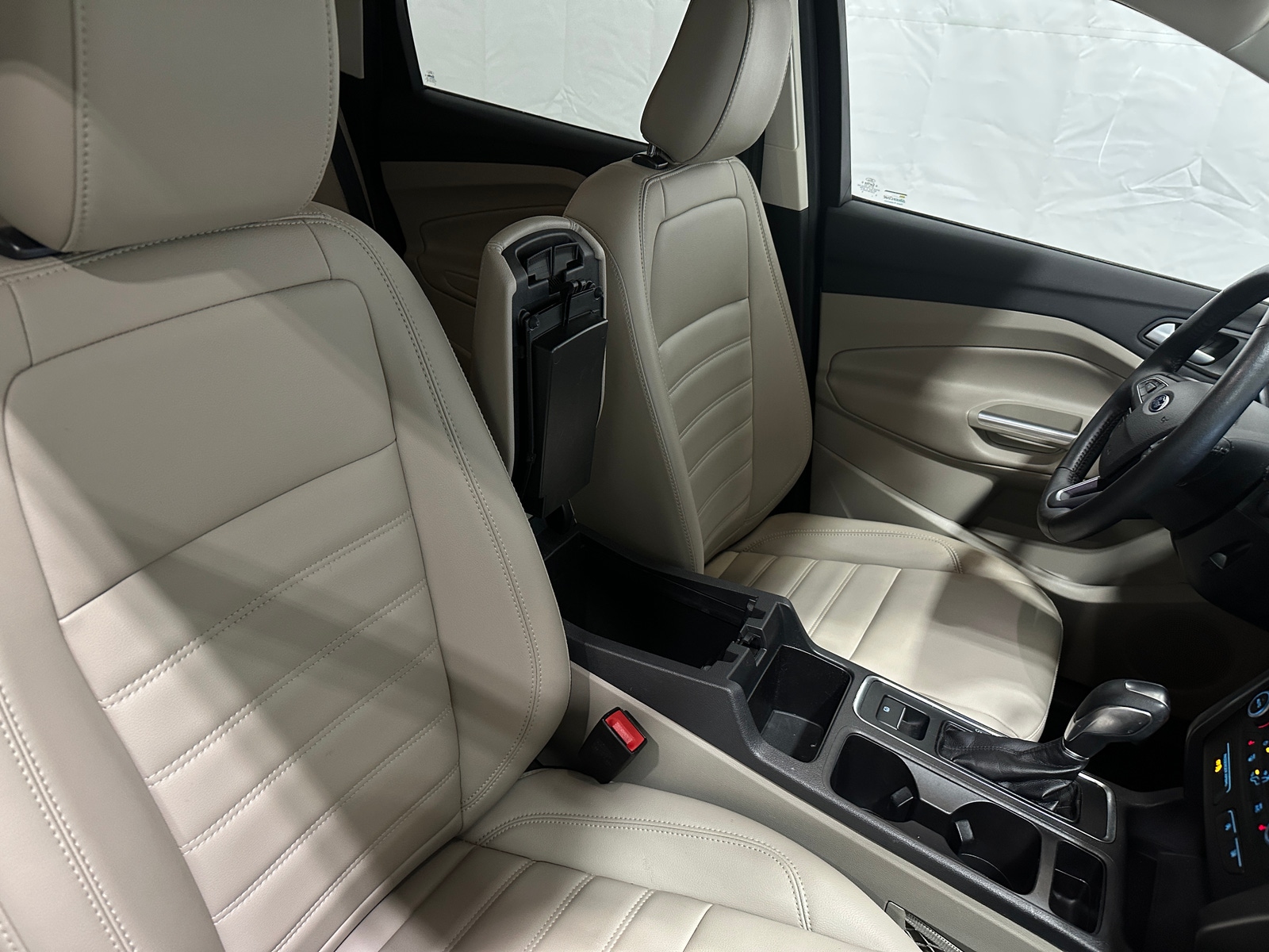 Thumbnail: 2019 Ford Escape - 2