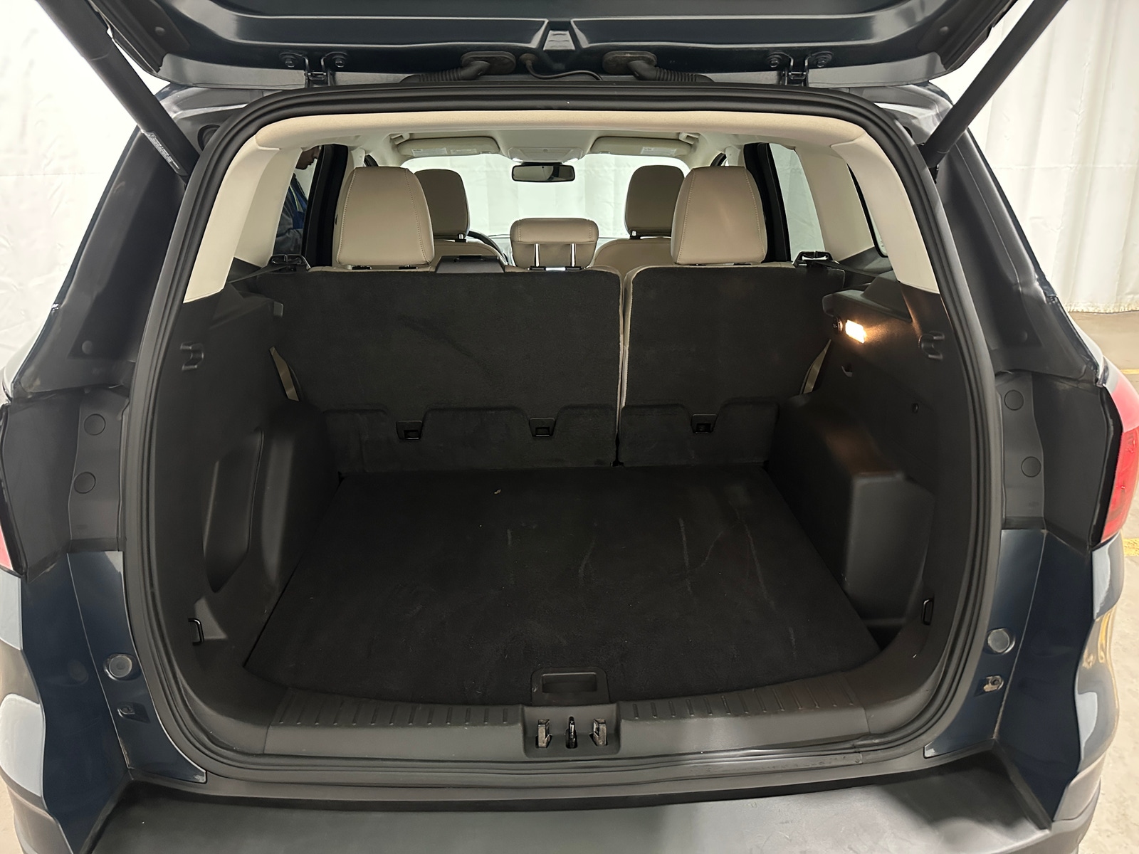 Thumbnail: 2019 Ford Escape - 7