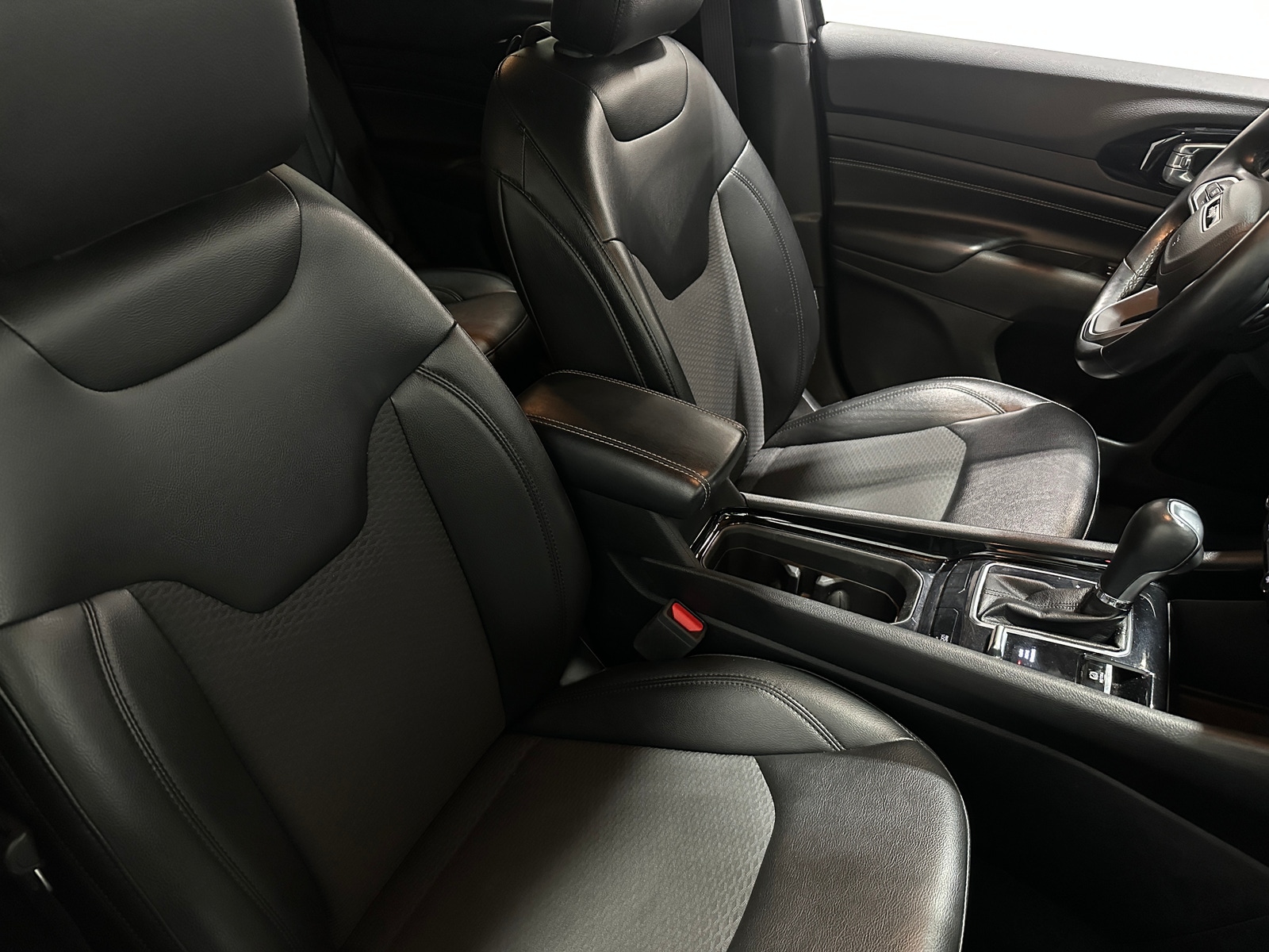 Thumbnail: 2022 Jeep Compass - 2