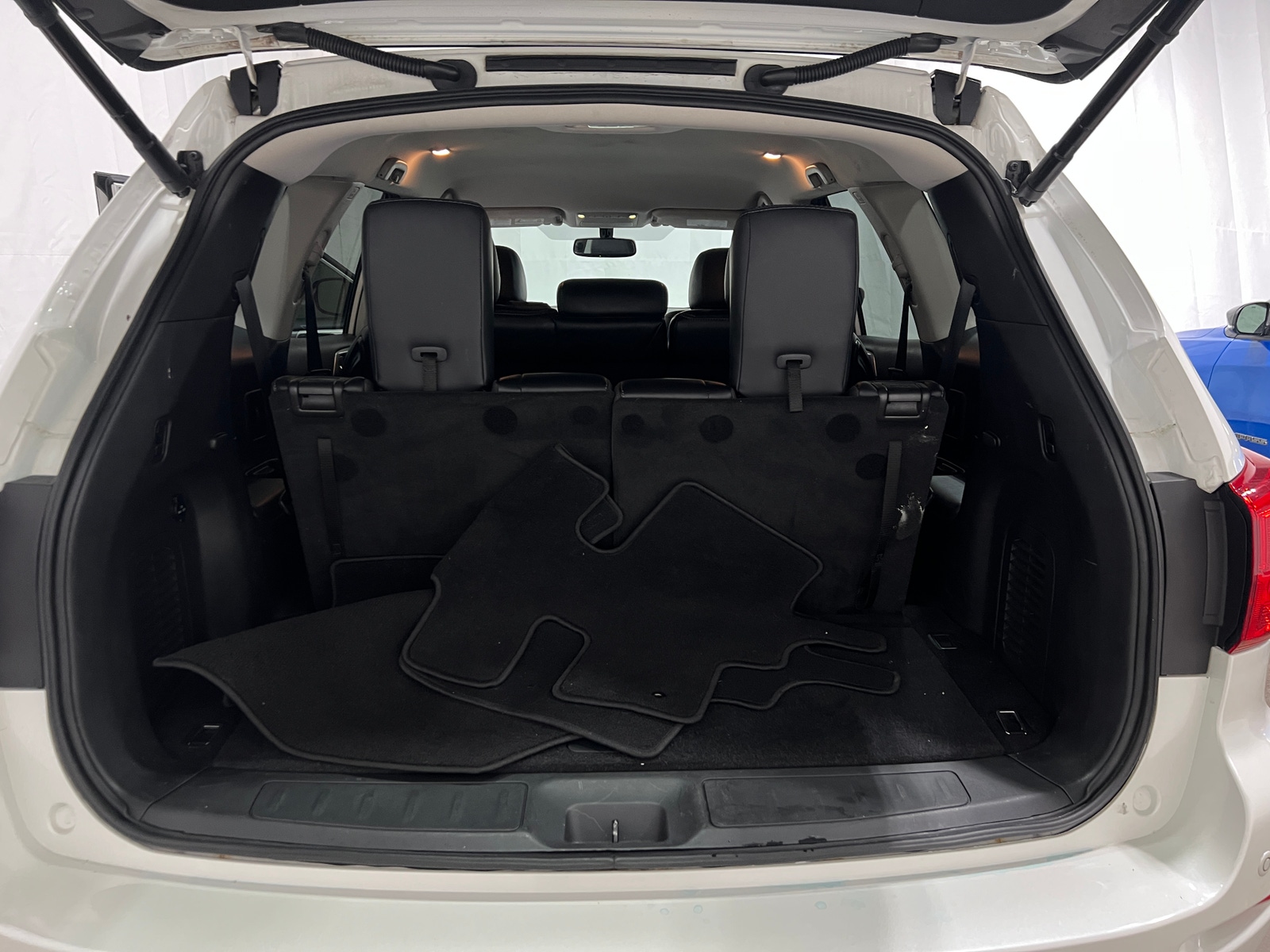 Thumbnail: 2018 Nissan Pathfinder - 6