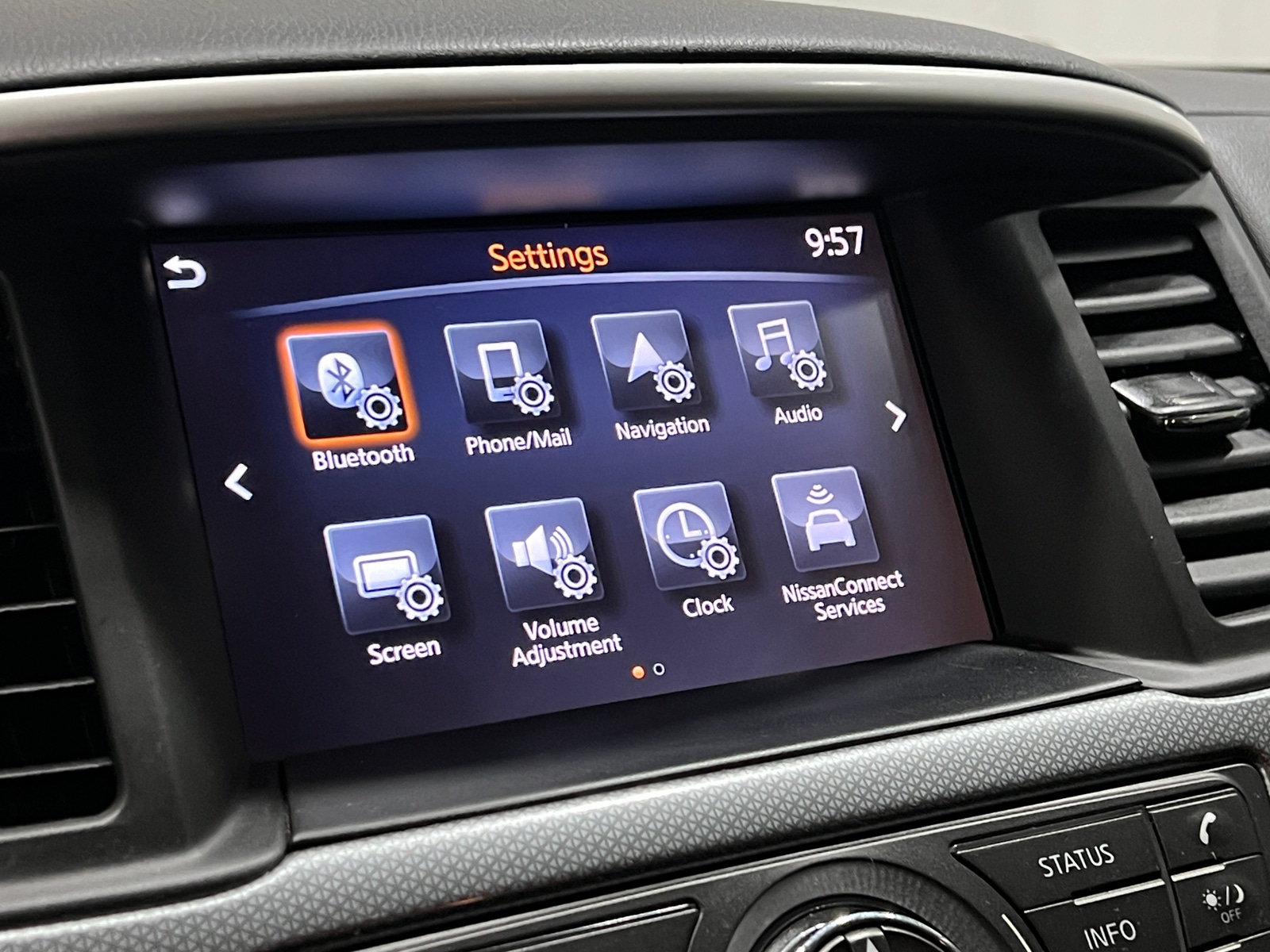 Thumbnail: 2018 Nissan Pathfinder - 3