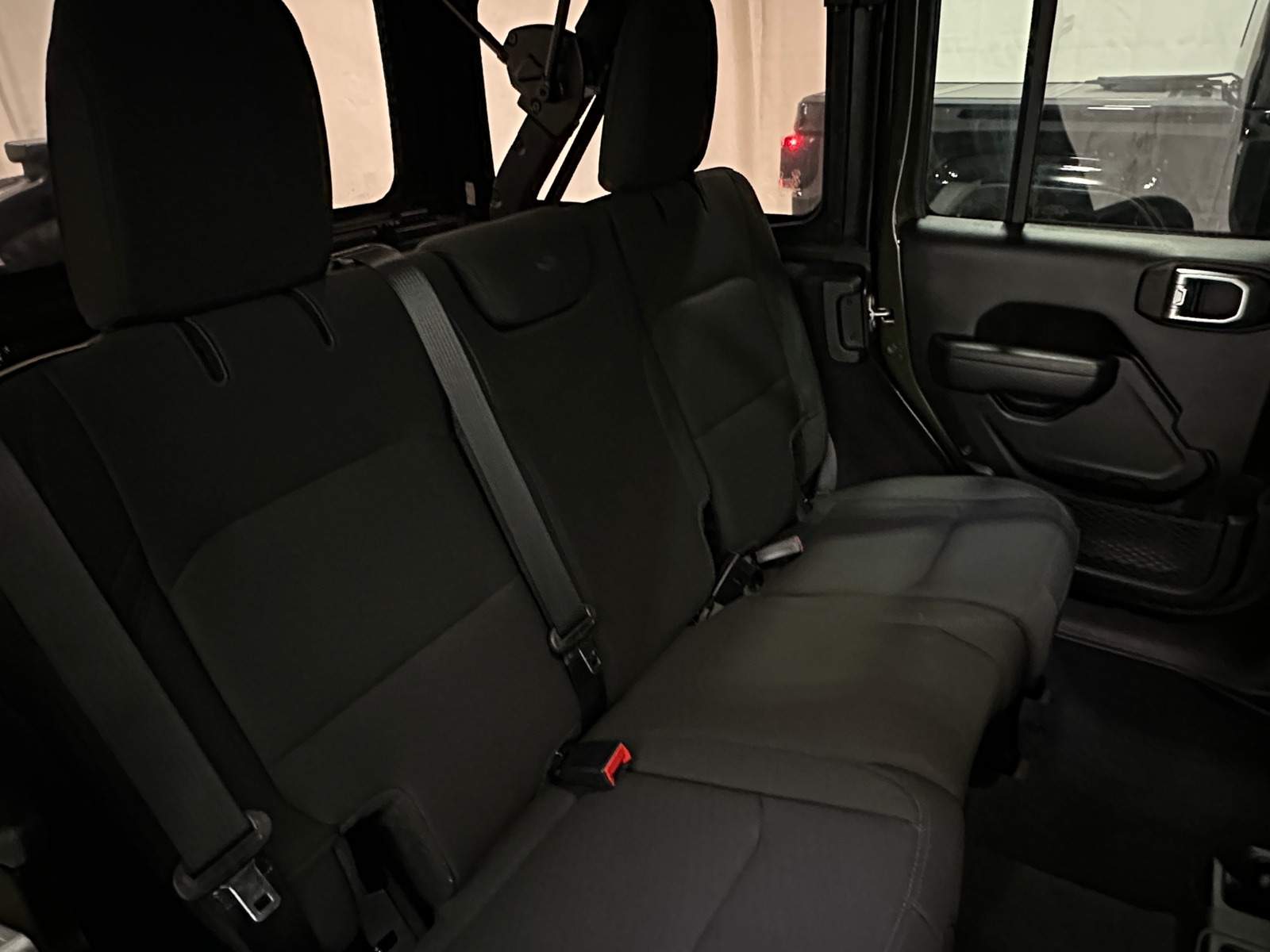 Thumbnail: 2022 Jeep Wrangler - 6