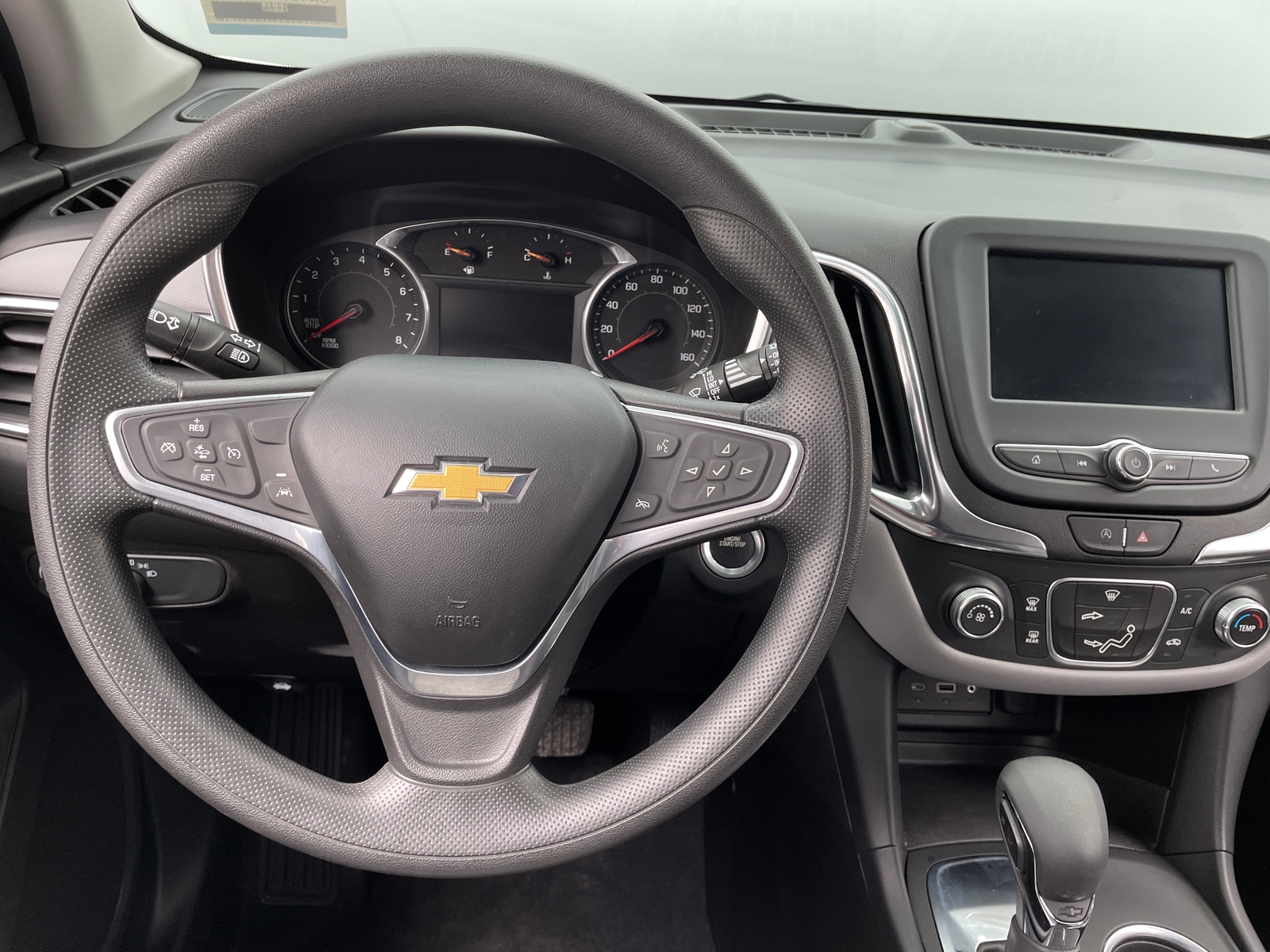 Thumbnail: 2022 Chevrolet Equinox - 5