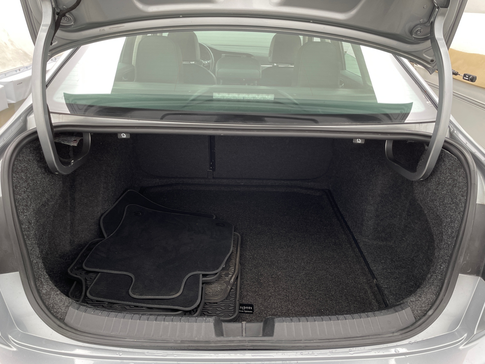 Thumbnail: 2019 Volkswagen Jetta - 6