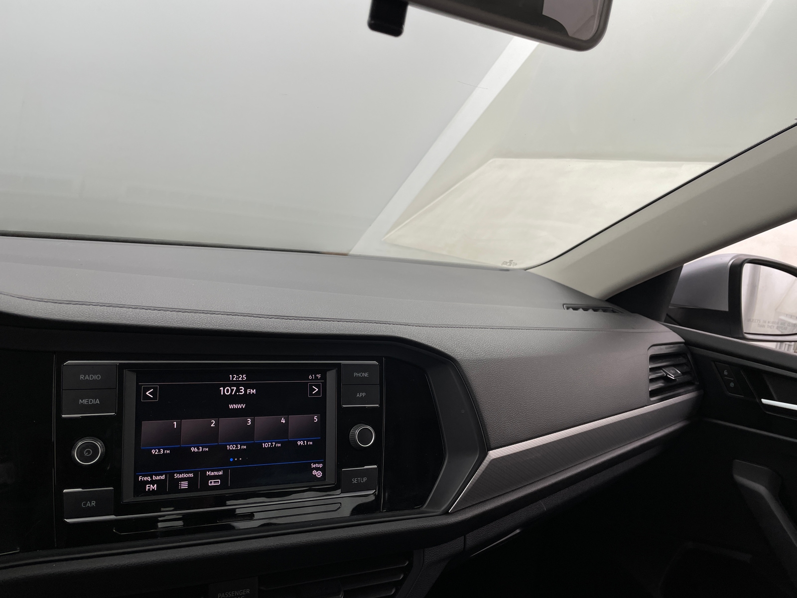 Thumbnail: 2019 Volkswagen Jetta - 3