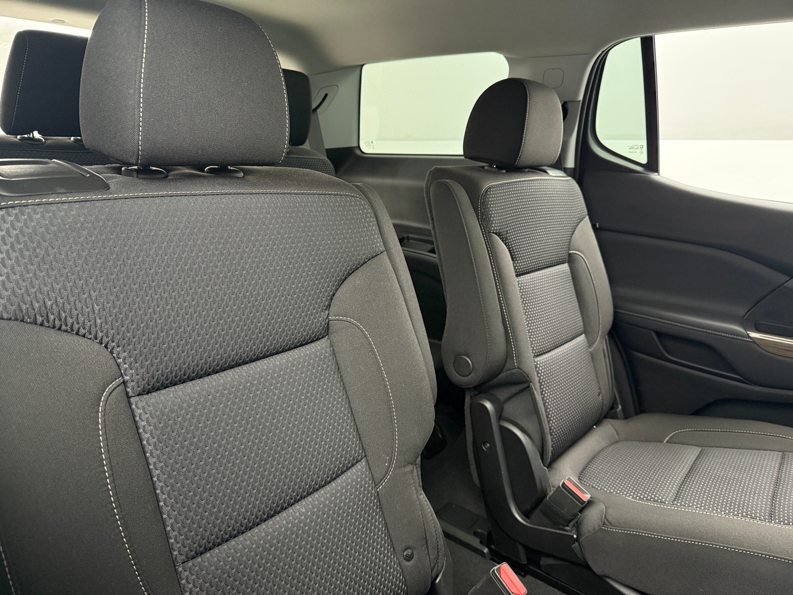 Thumbnail: 2023 GMC Acadia - 6