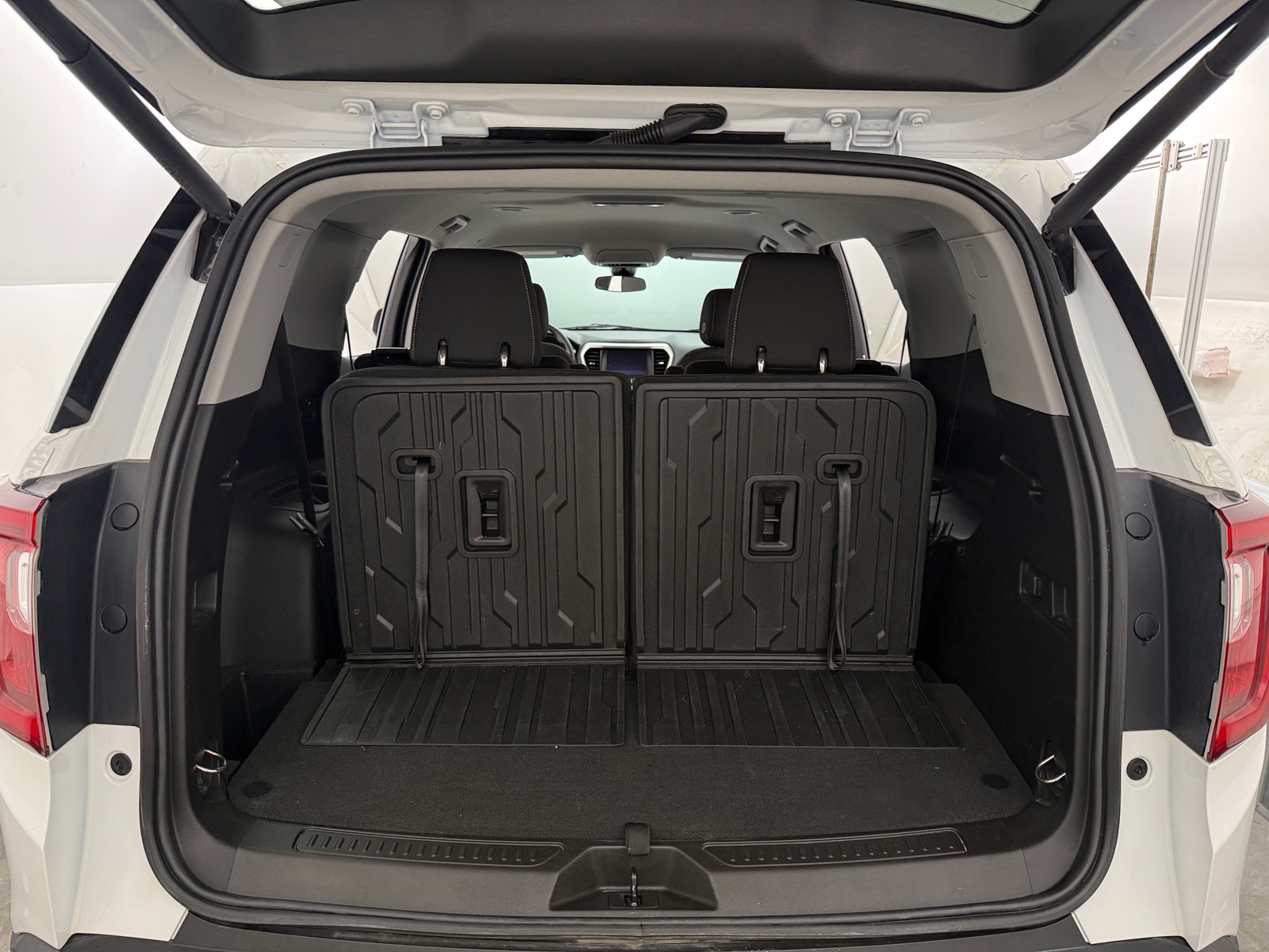 Thumbnail: 2023 GMC Acadia - 7