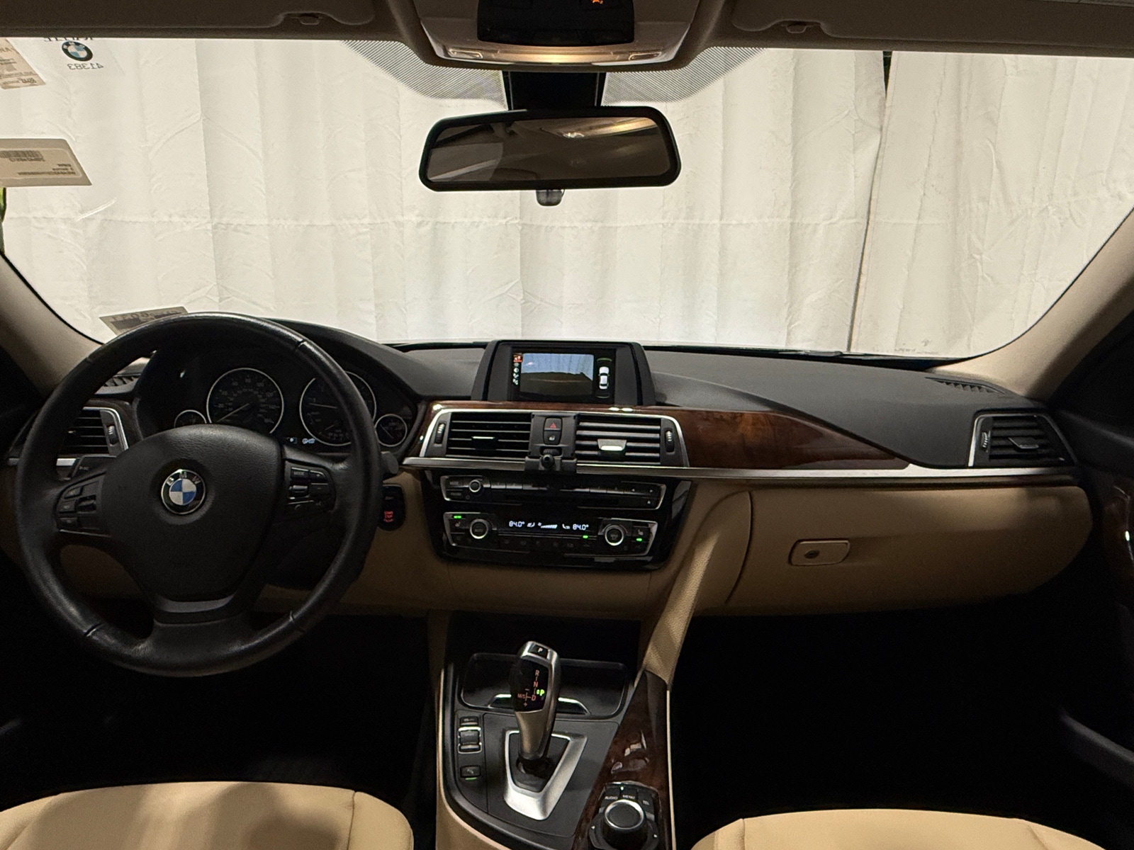 Thumbnail: 2017 BMW 3 Series - 2