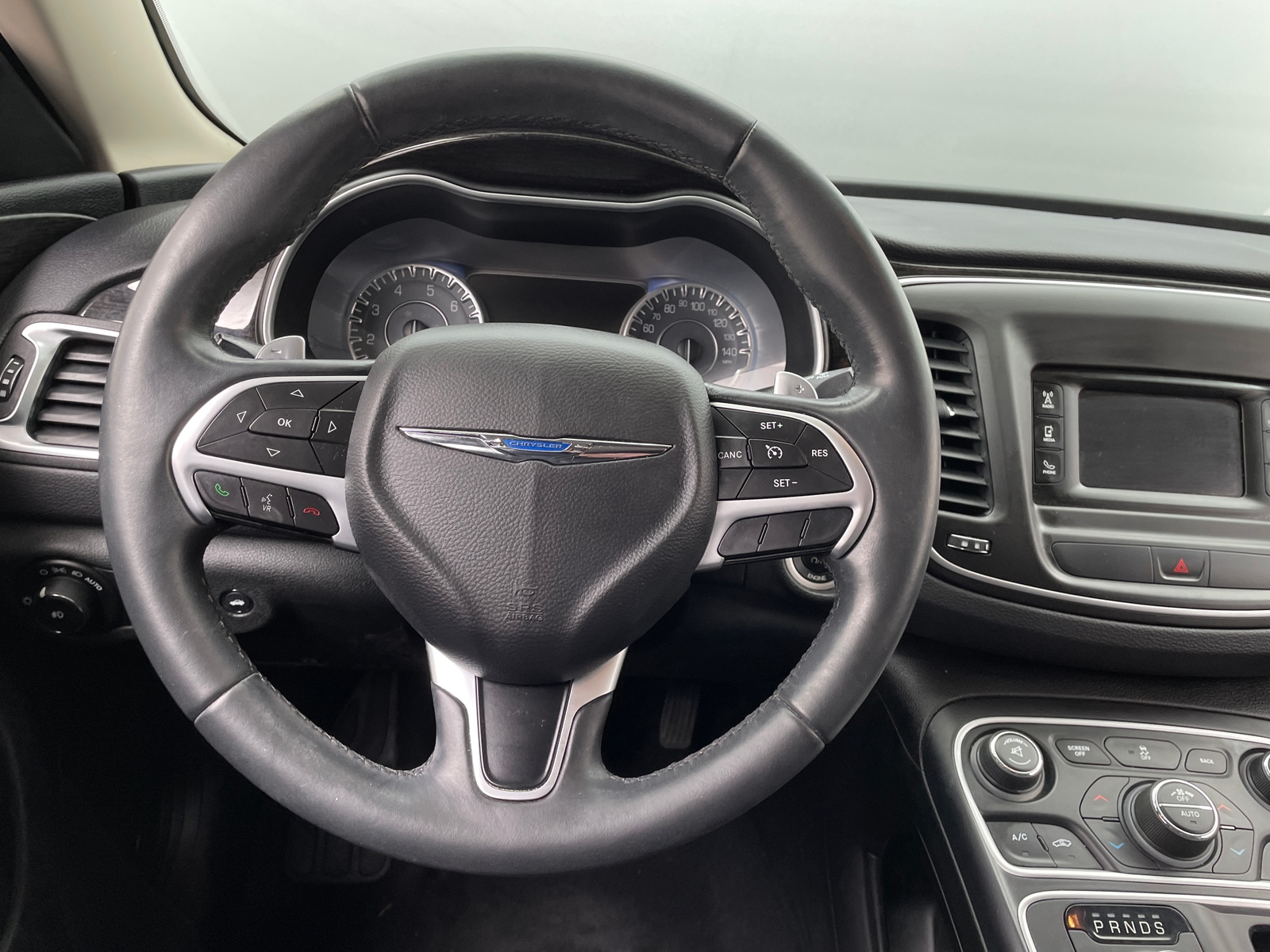 Thumbnail: 2015 Chrysler 200 - 5