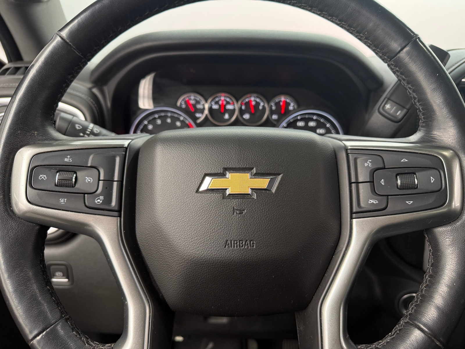 Thumbnail: 2019 Chevrolet Silverado 1500 - 5