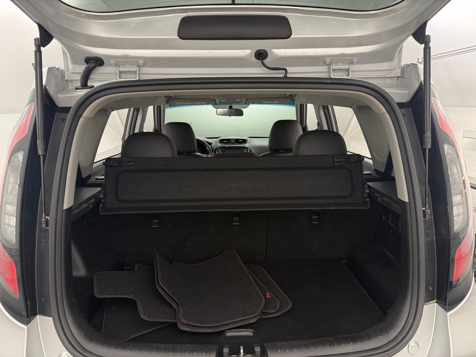 Thumbnail: 2018 Kia Soul - 6