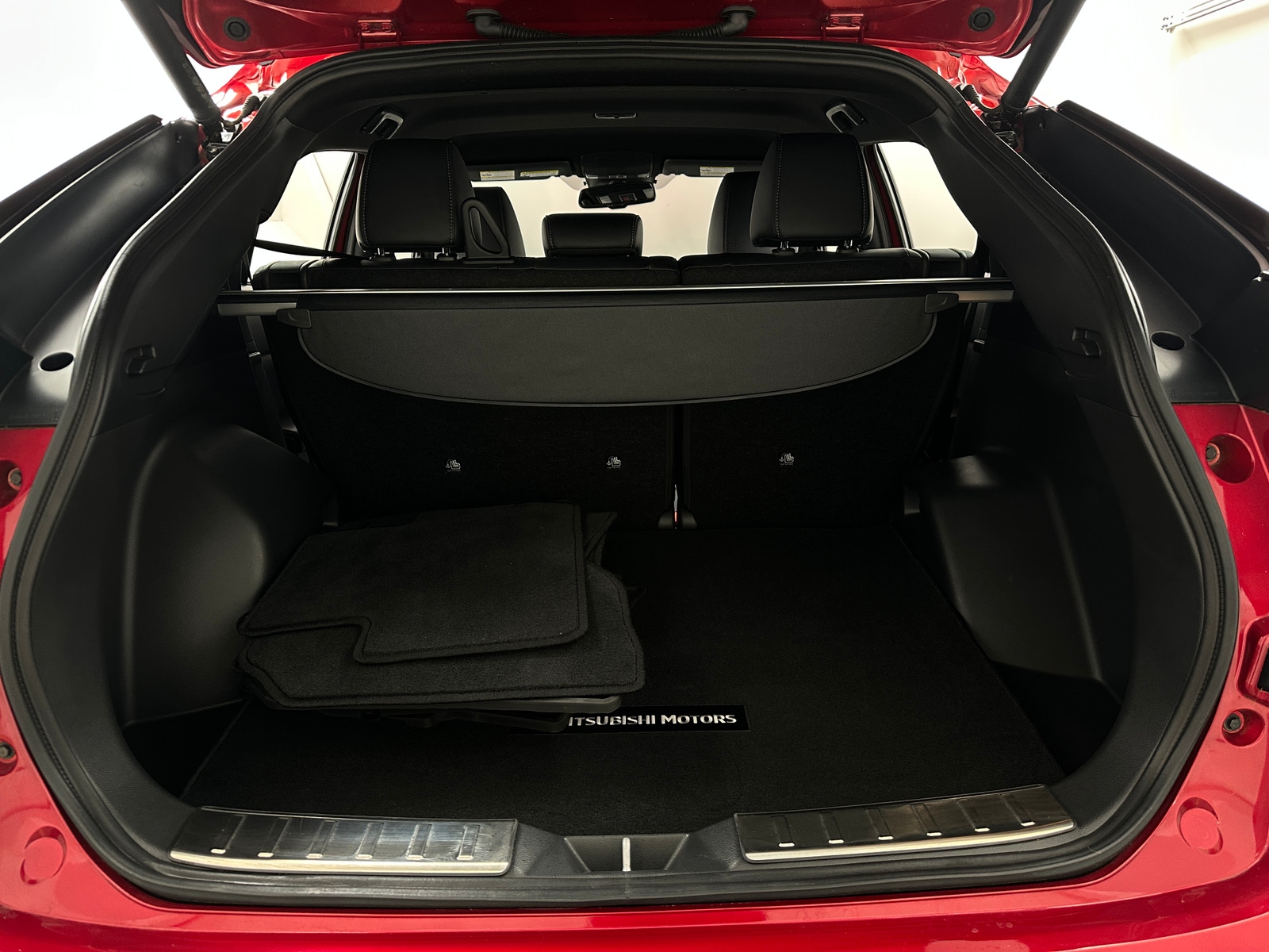 Thumbnail: 2025 Mitsubishi Eclipse Cross - 6