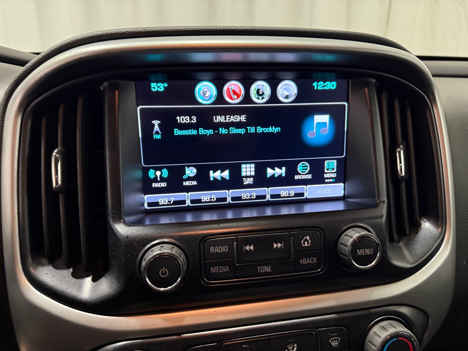 Thumbnail: 2017 Chevrolet Colorado - 4