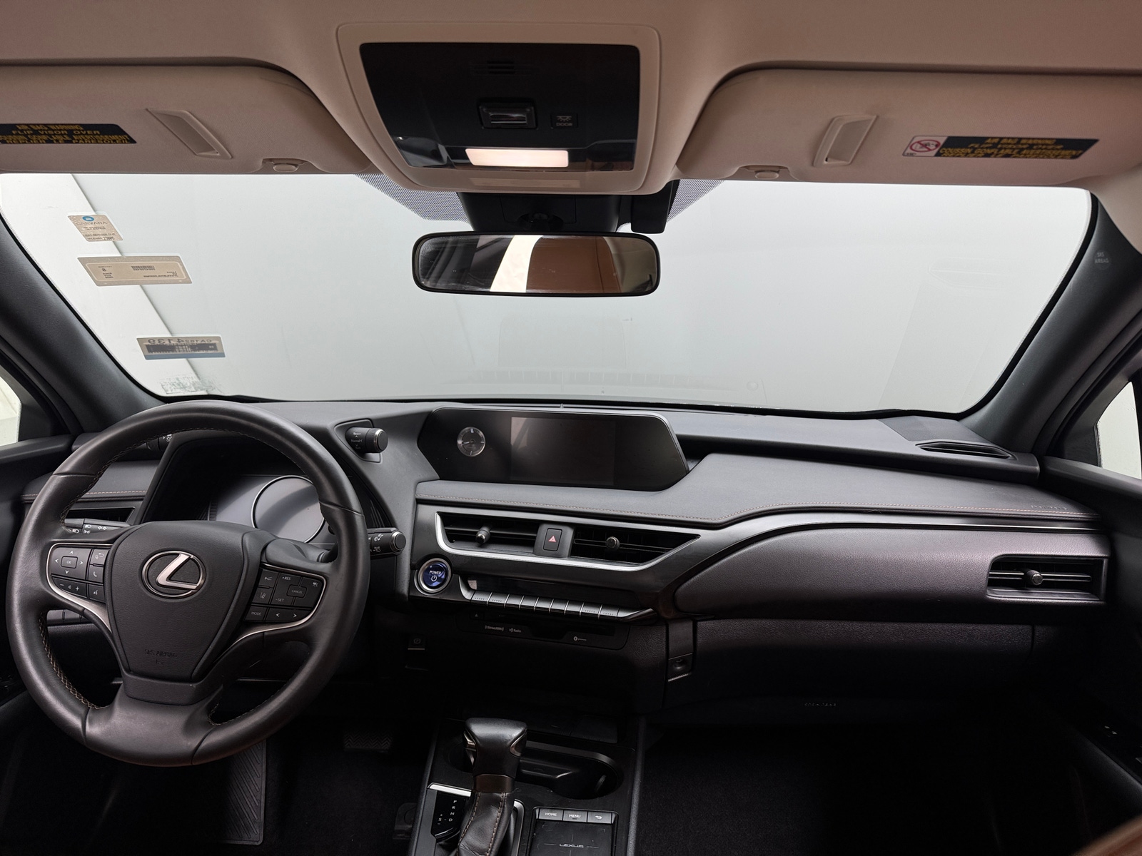 Thumbnail: 2020 Lexus UX - 2