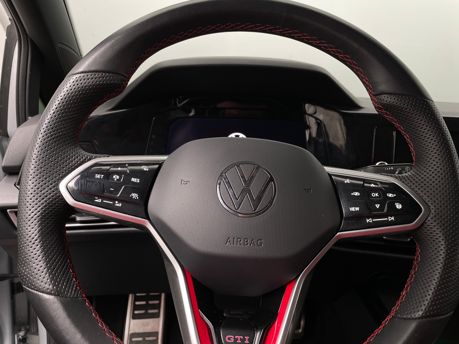 Thumbnail: 2024 Volkswagen Golf - 5