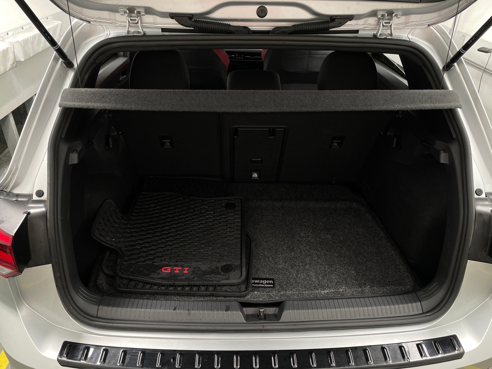 Thumbnail: 2024 Volkswagen Golf - 7