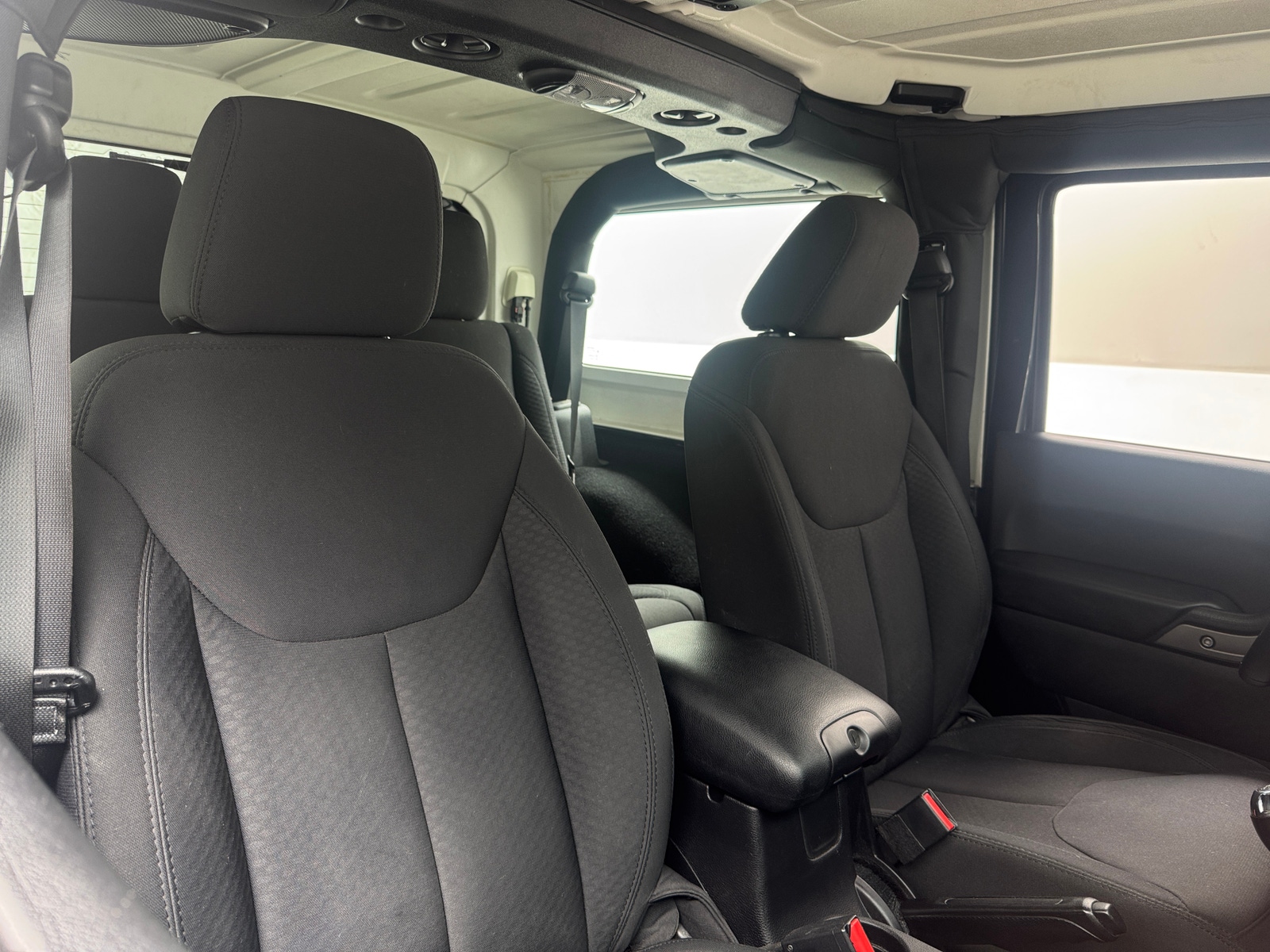 Thumbnail: 2016 Jeep Wrangler - 2