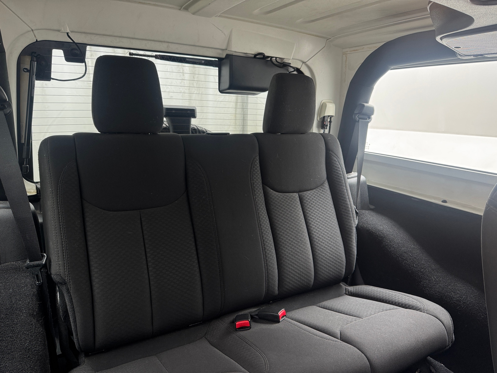 Thumbnail: 2016 Jeep Wrangler - 6