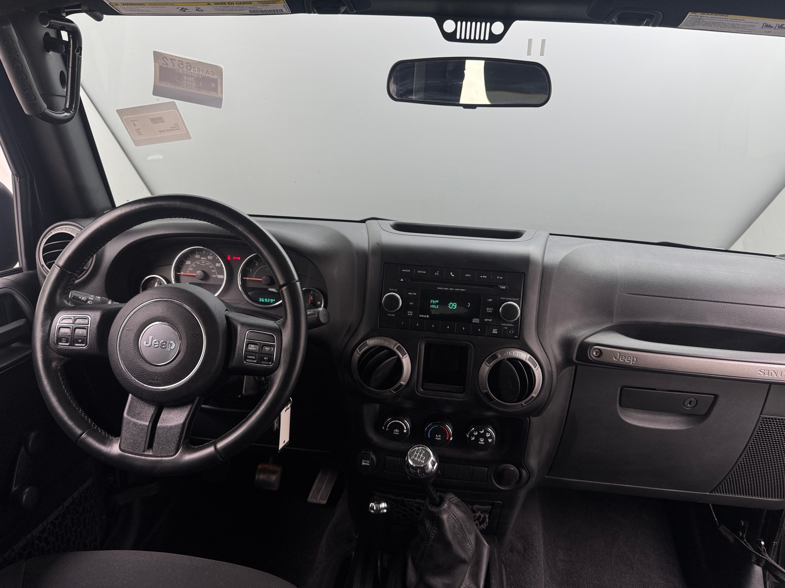 Thumbnail: 2016 Jeep Wrangler - 3