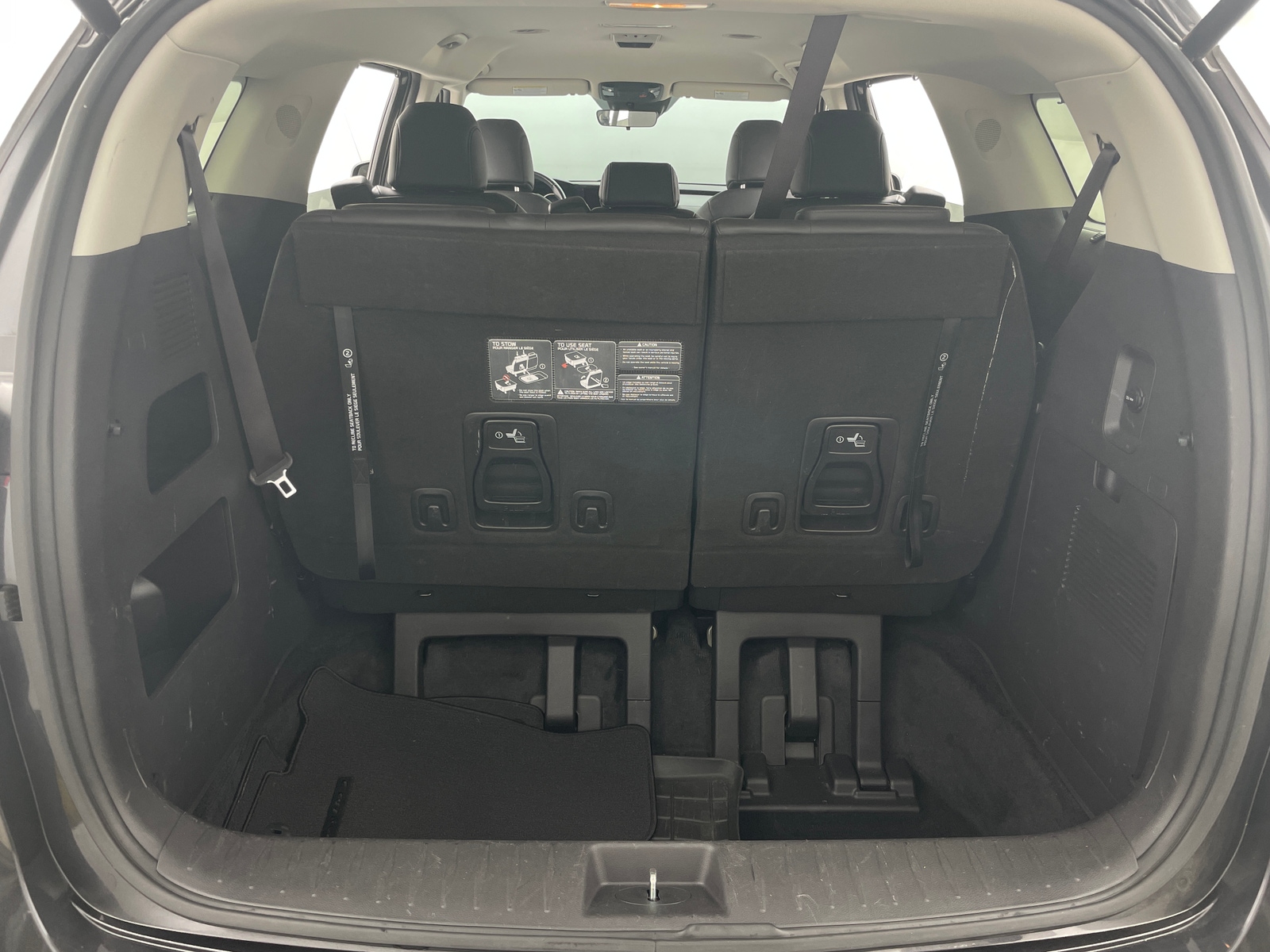 Thumbnail: 2022 Kia Carnival - 6