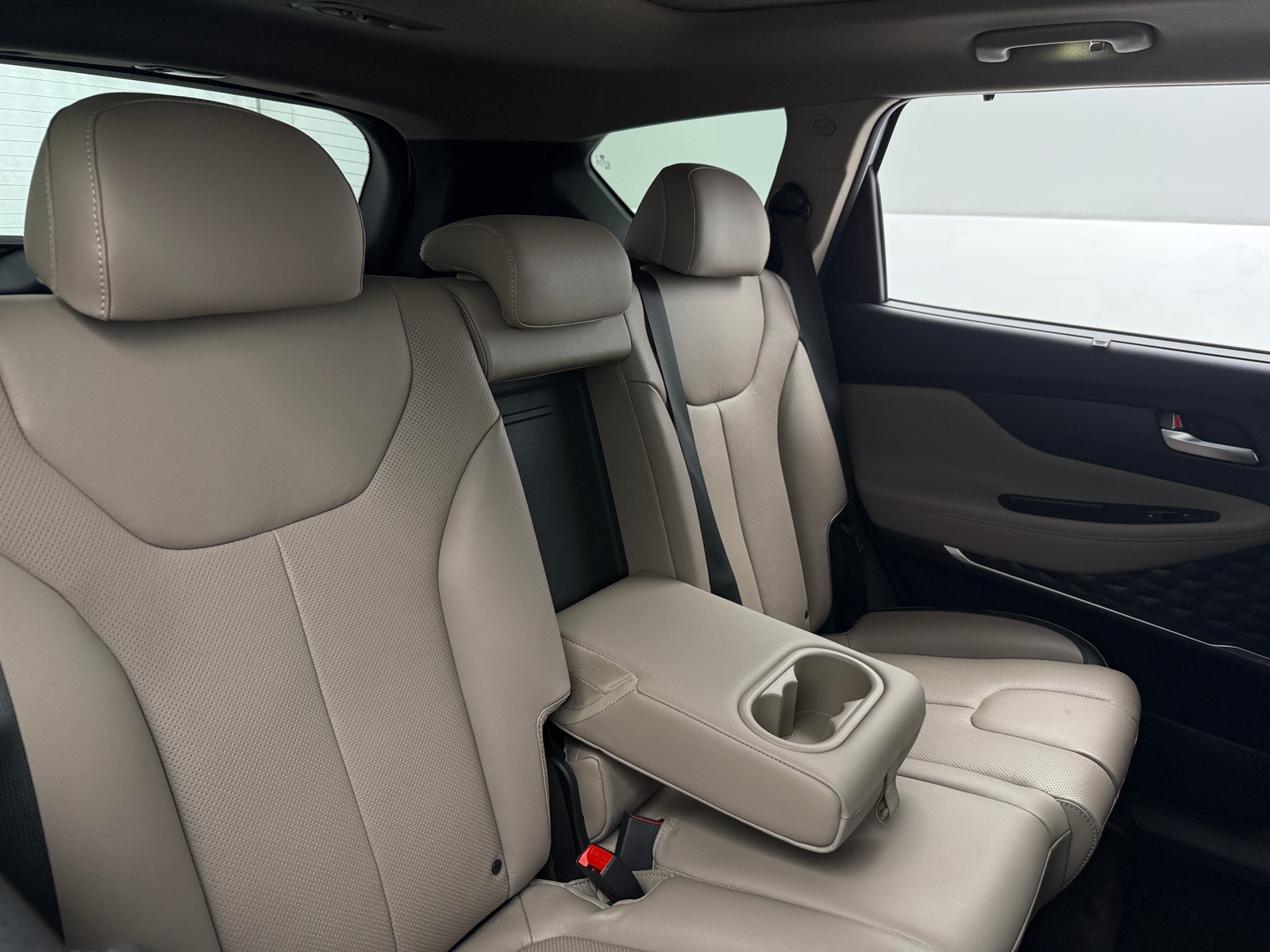 Thumbnail: 2021 Hyundai Santa Fe - 5