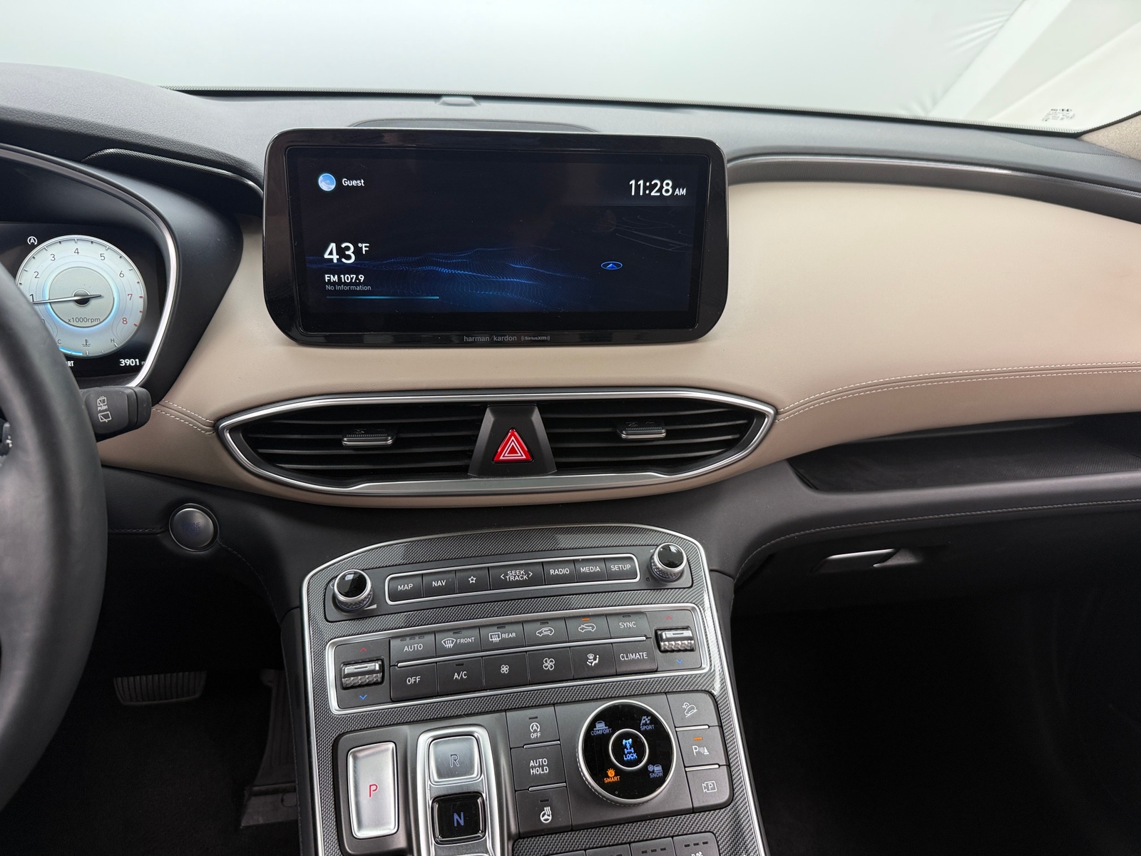 Thumbnail: 2021 Hyundai Santa Fe - 3