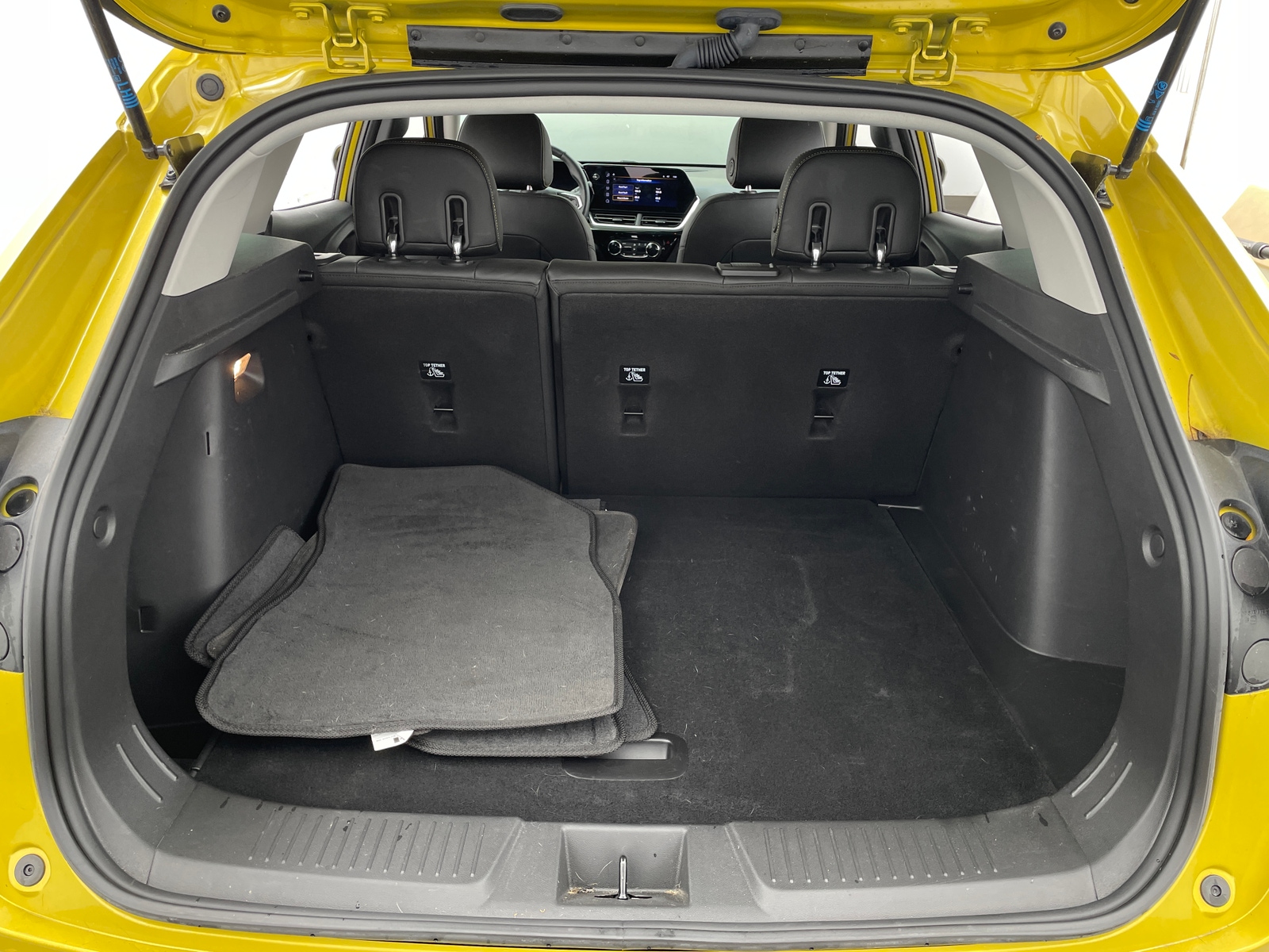 Thumbnail: 2024 Chevrolet Trax - 6