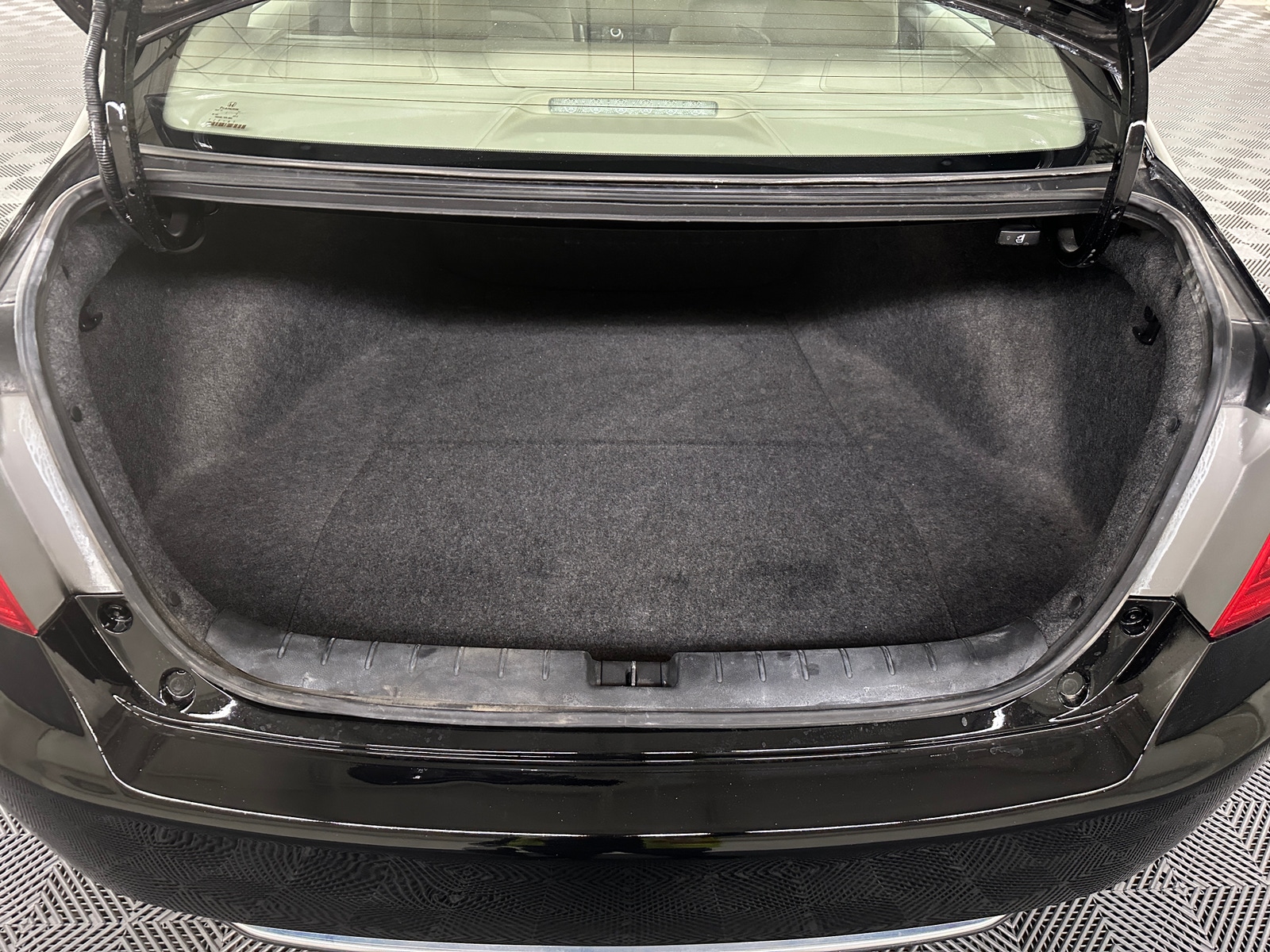 Thumbnail: 2013 Honda Accord - 6