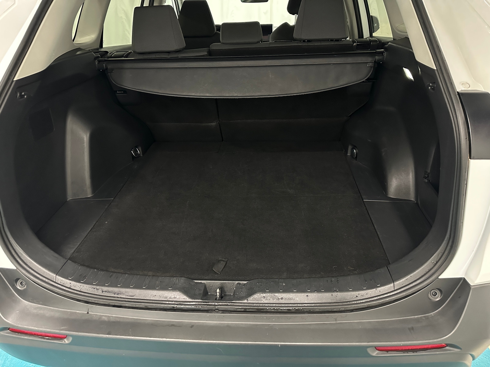 Thumbnail: 2024 Toyota RAV4 - 7