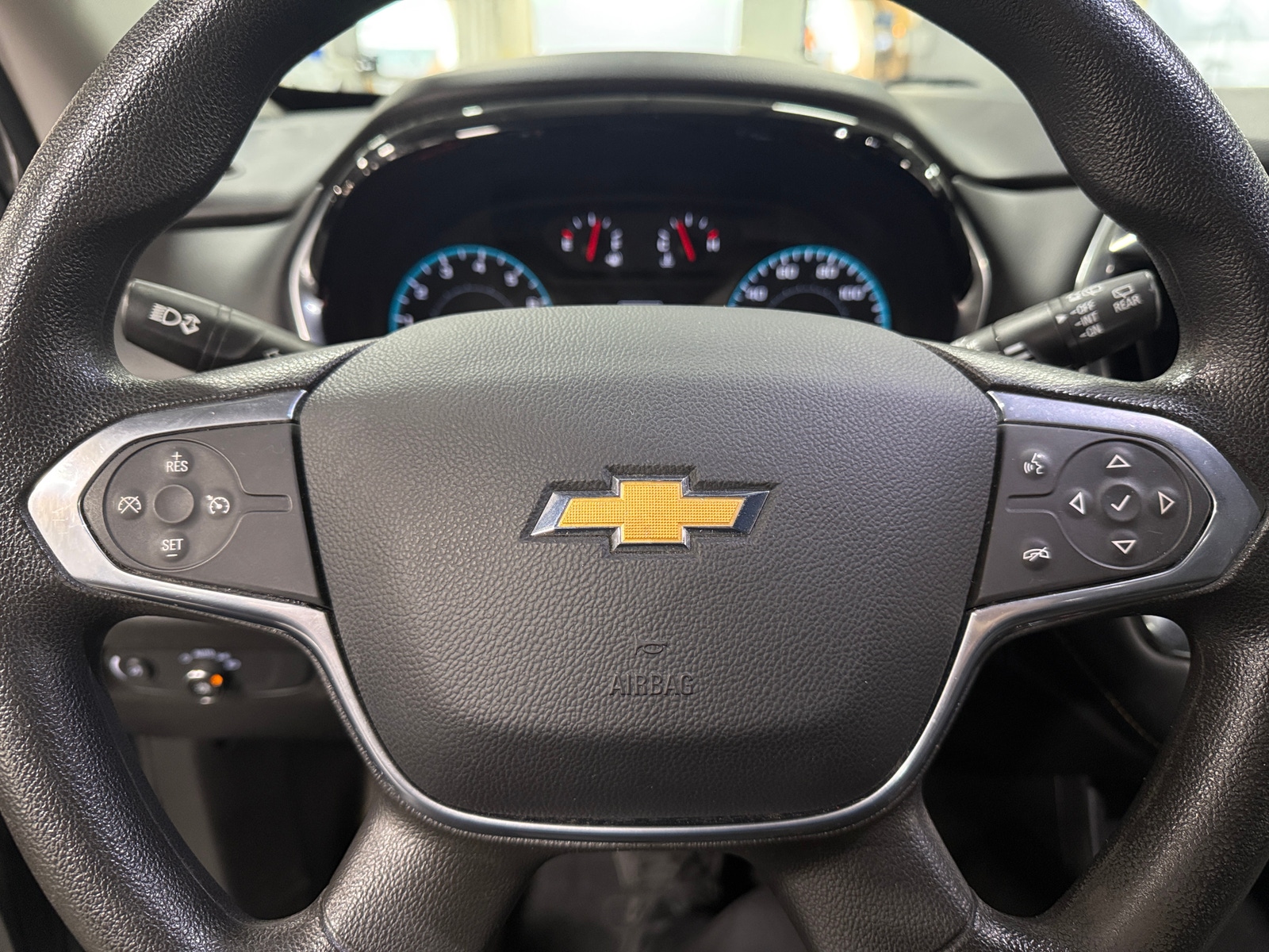 Thumbnail: 2021 Chevrolet Traverse - 5