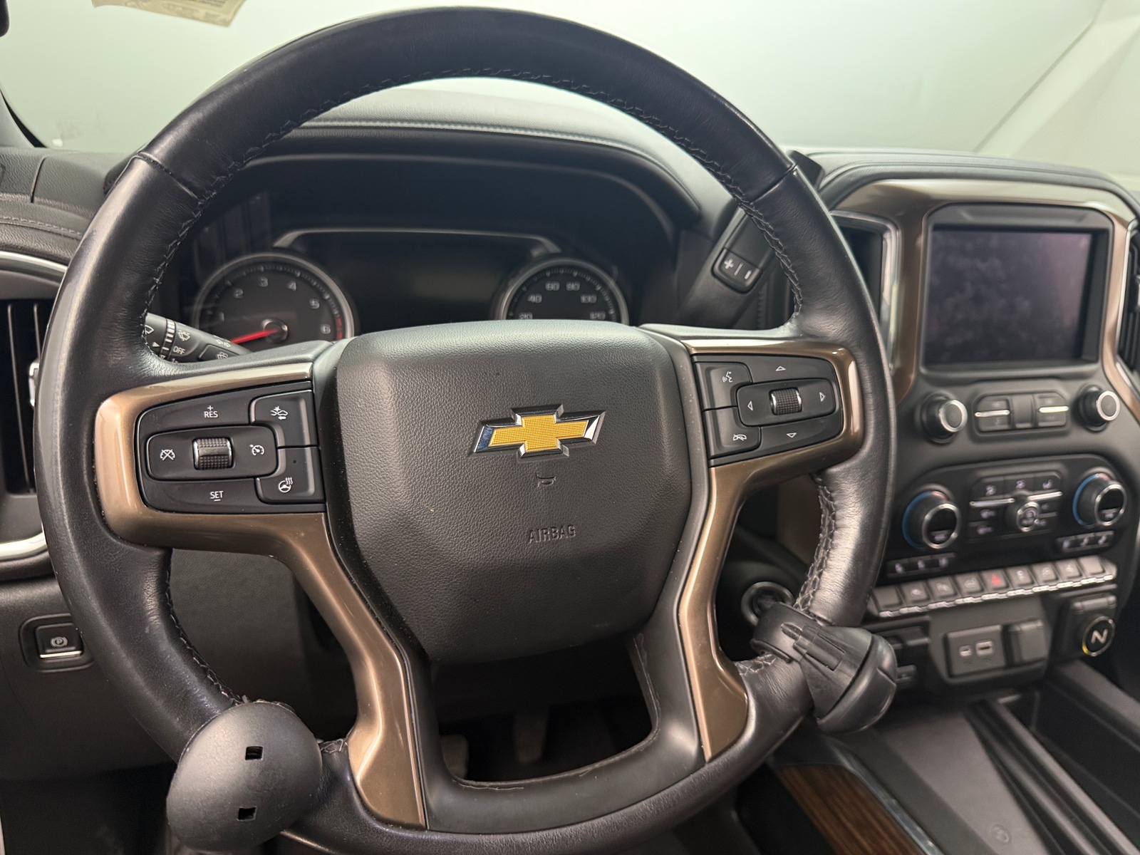 Thumbnail: 2022 Chevrolet Silverado 1500 - 4