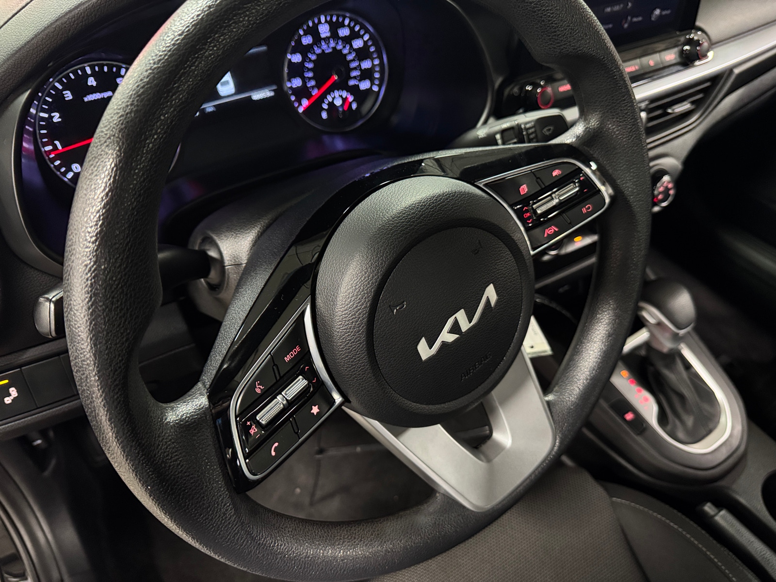 Thumbnail: 2023 Kia Forte - 5