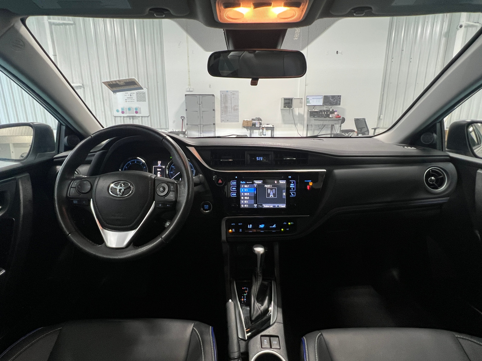 Thumbnail: 2018 Toyota Corolla - 3