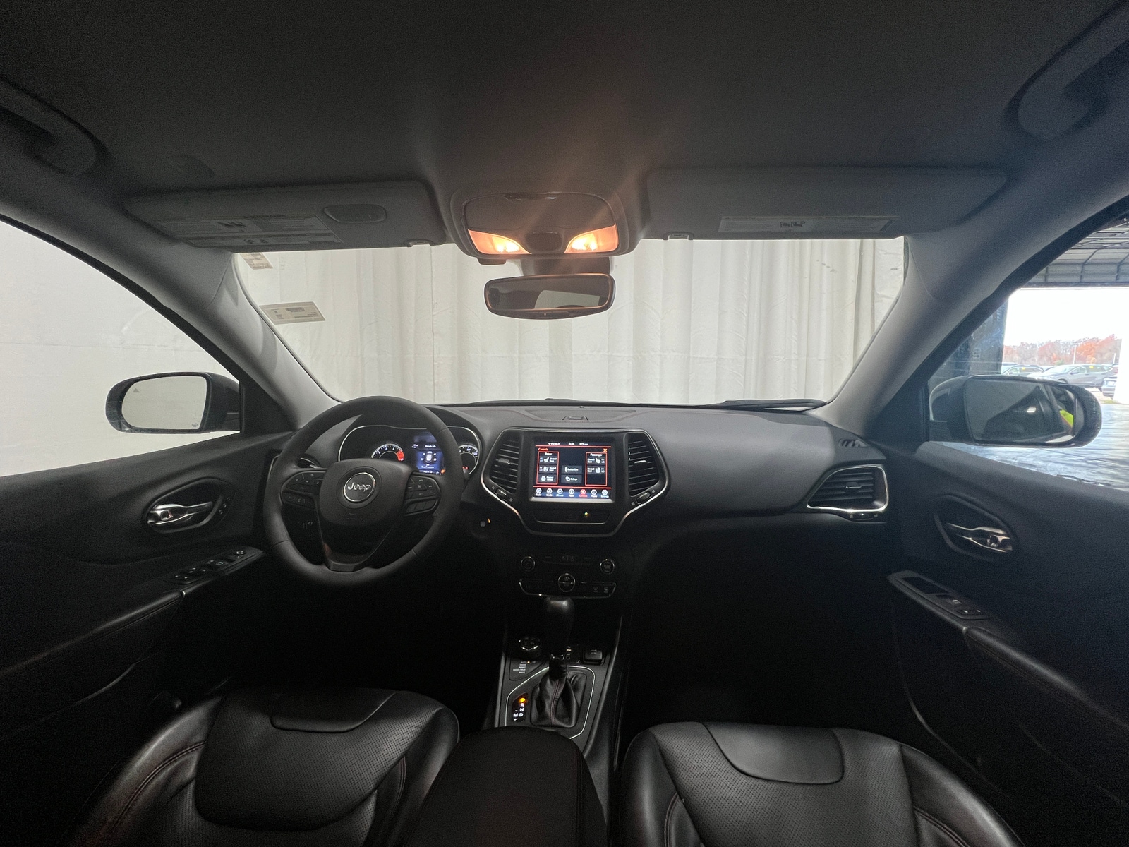 Thumbnail: 2022 Jeep Cherokee - 2