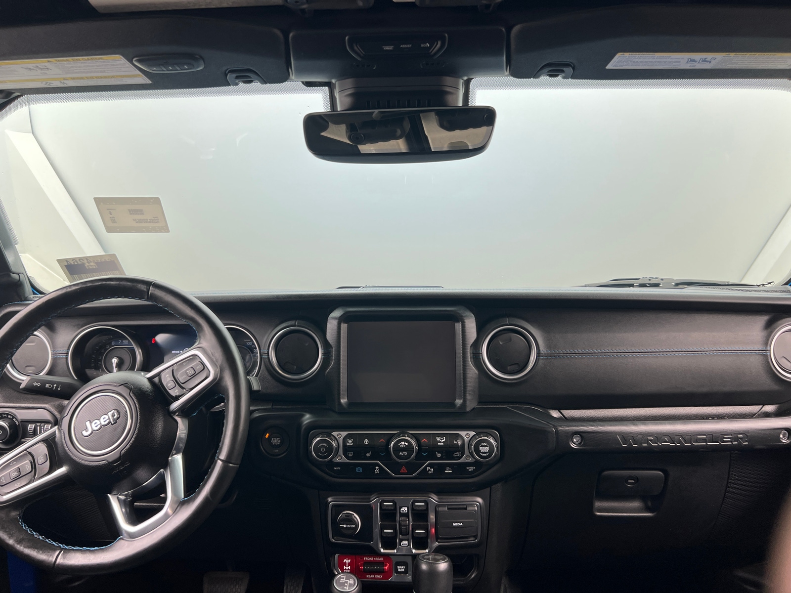 Thumbnail: 2022 Jeep Wrangler - 3