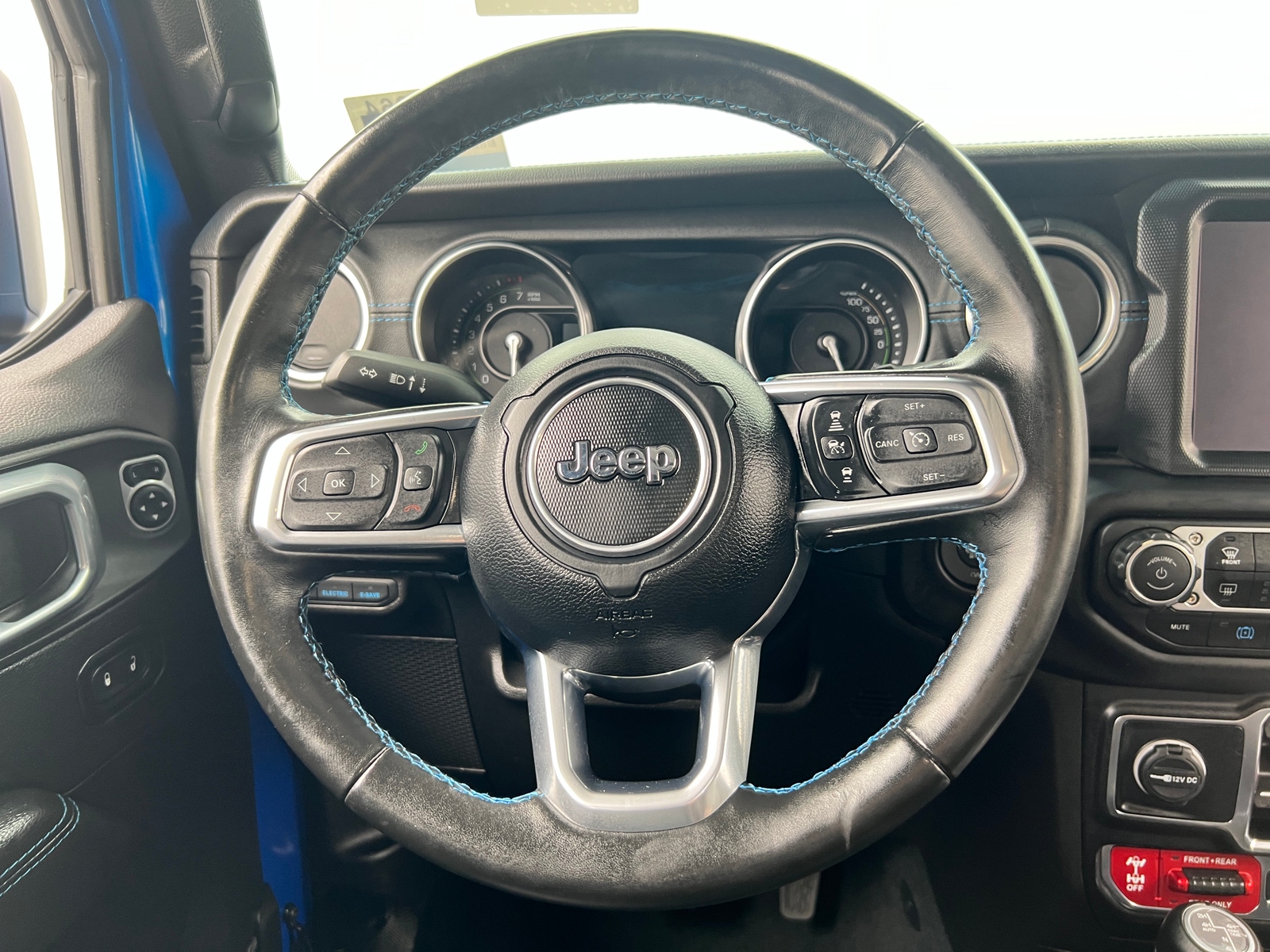 Thumbnail: 2022 Jeep Wrangler - 5