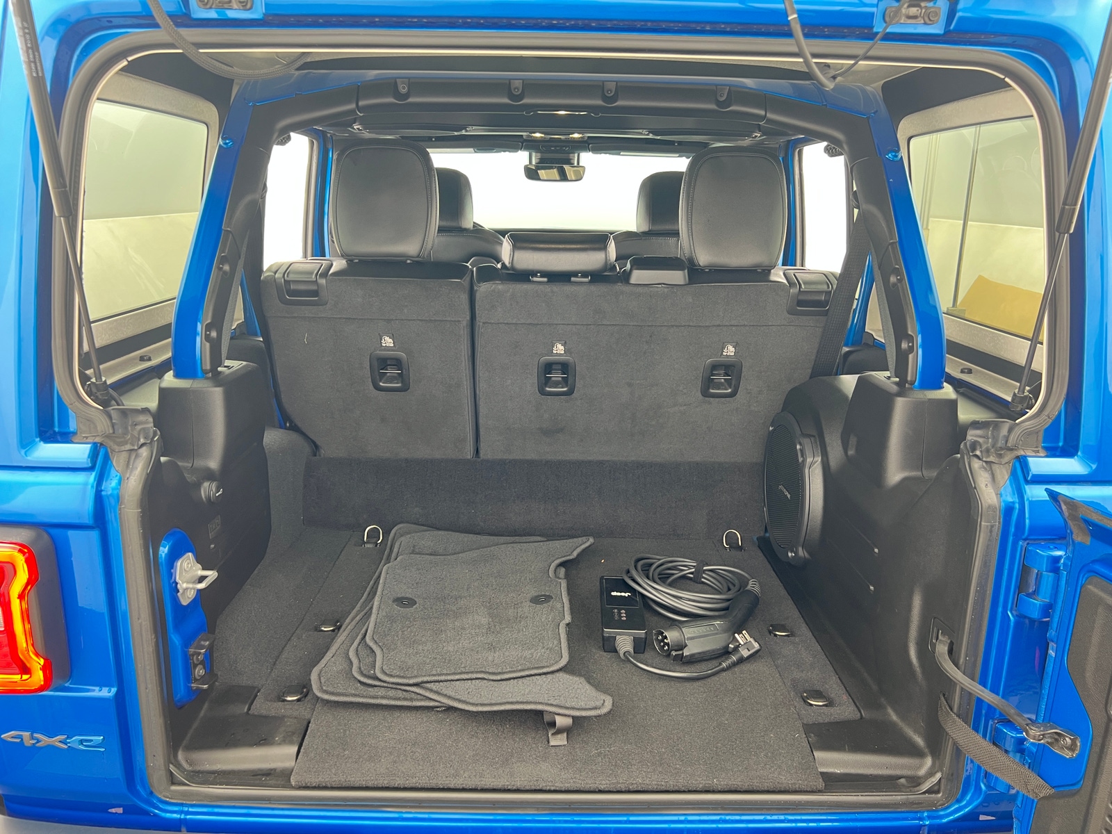 Thumbnail: 2022 Jeep Wrangler - 7