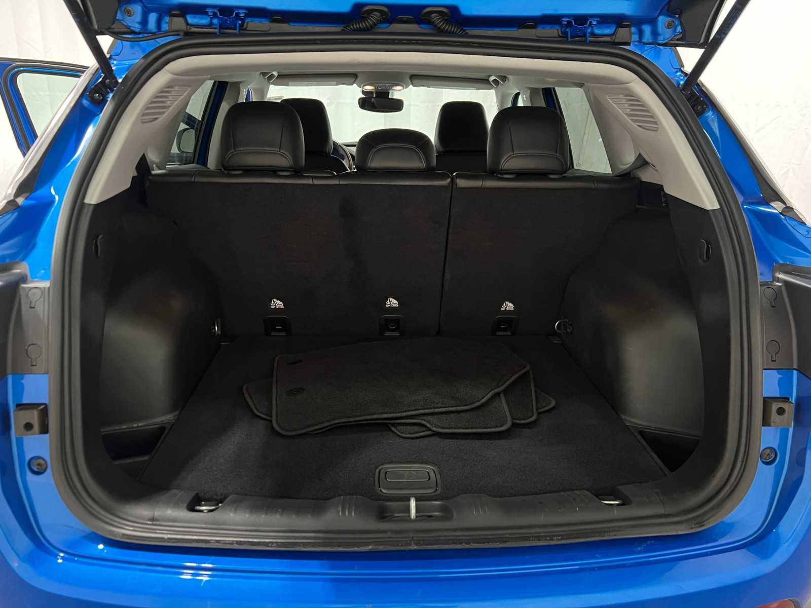 Thumbnail: 2022 Jeep Compass - 6