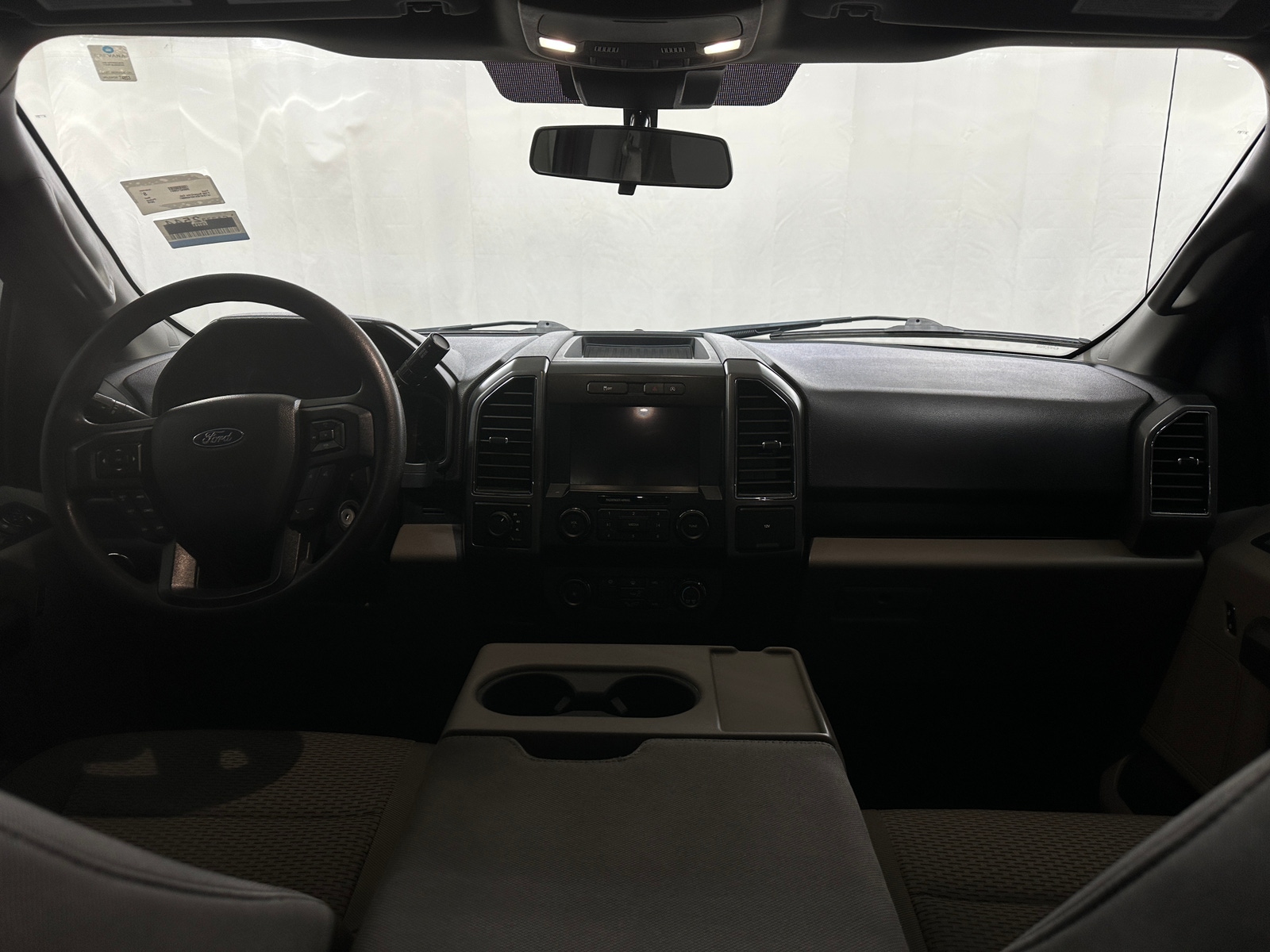 Thumbnail: 2019 Ford Econoline - 3