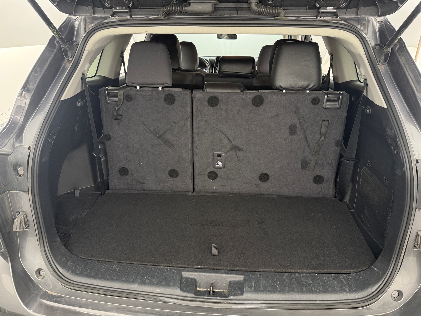 Thumbnail: 2022 Toyota Highlander - 7