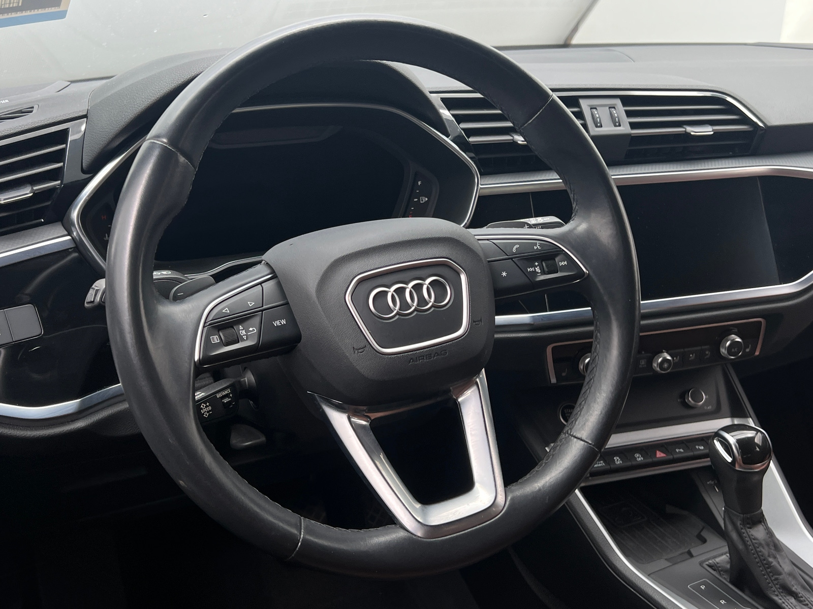 Thumbnail: 2021 Audi Q3 - 4