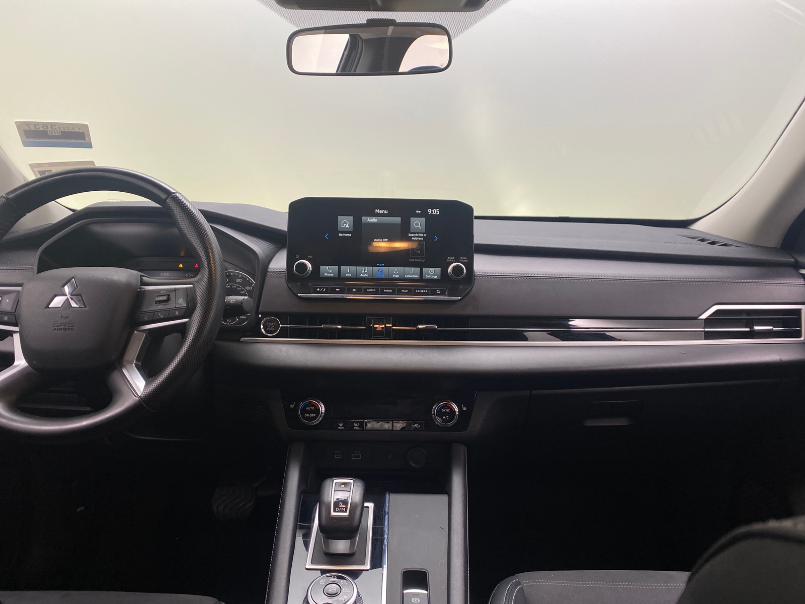 Thumbnail: 2024 Mitsubishi Outlander - 2