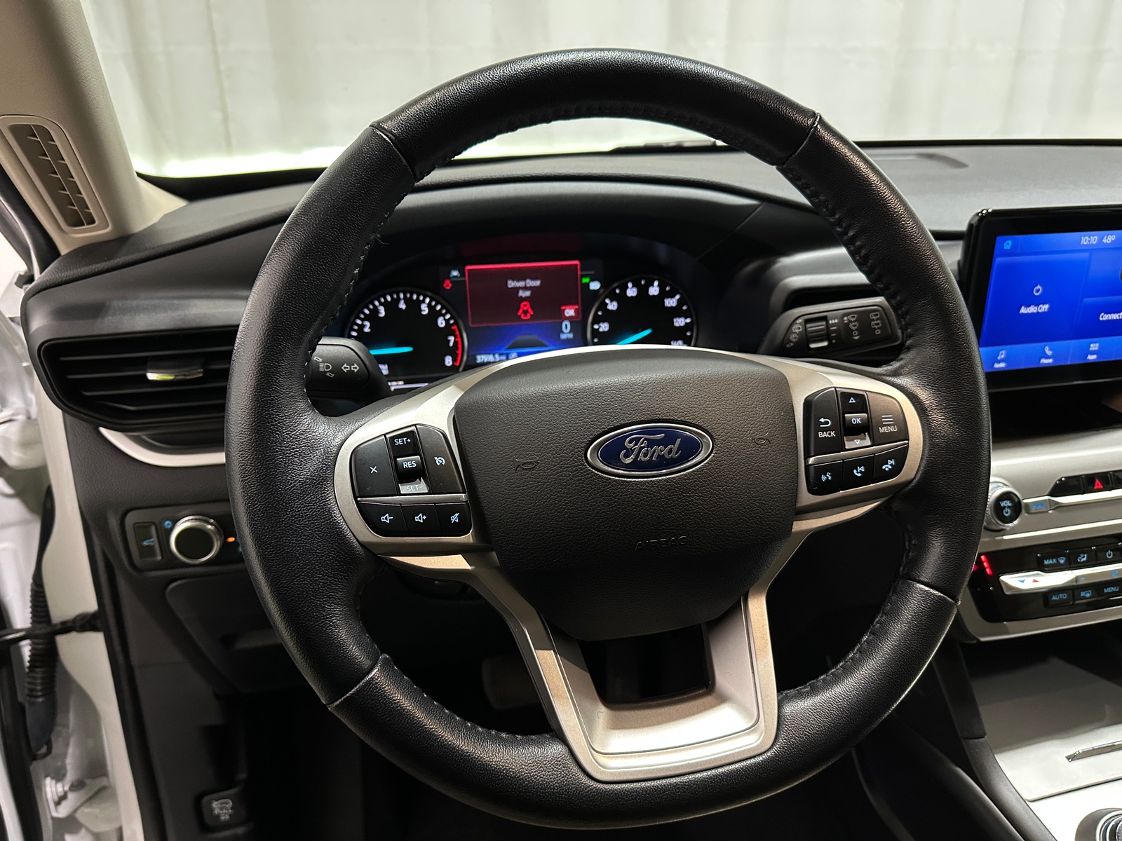 Thumbnail: 2021 Ford Explorer - 5