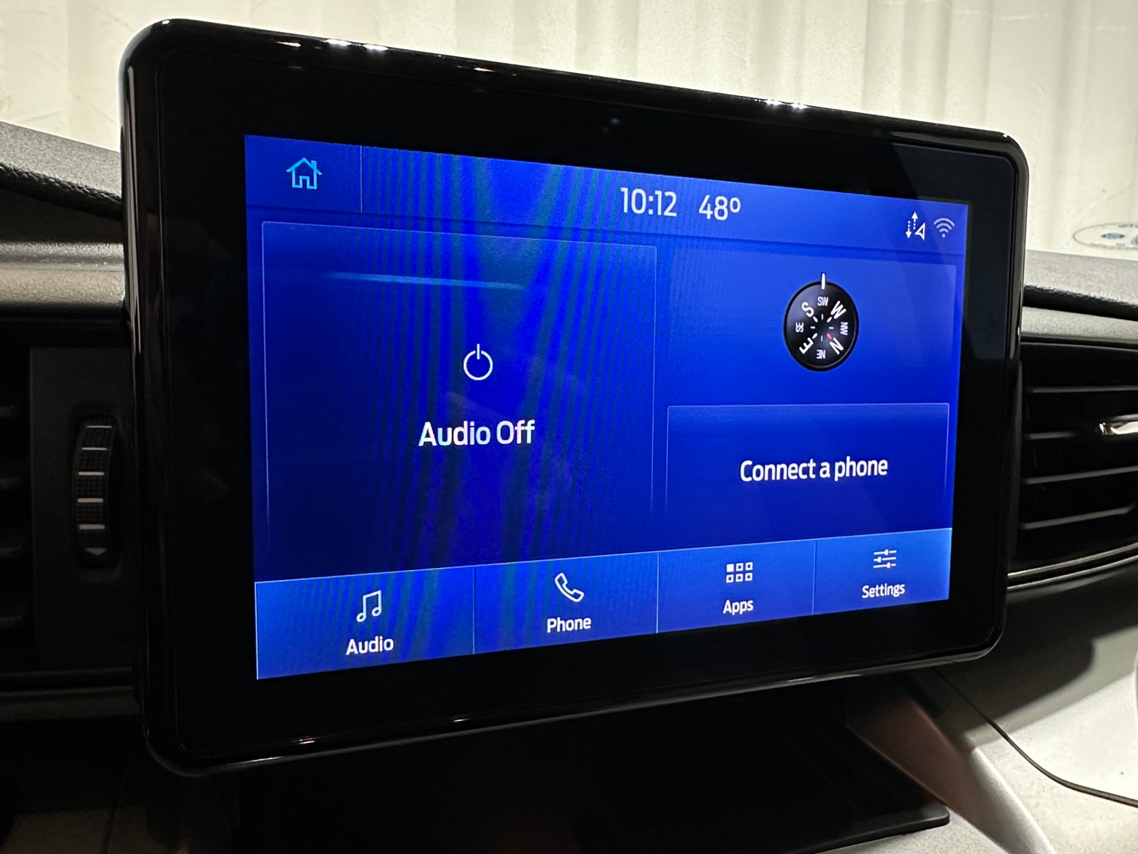 Thumbnail: 2021 Ford Explorer - 4