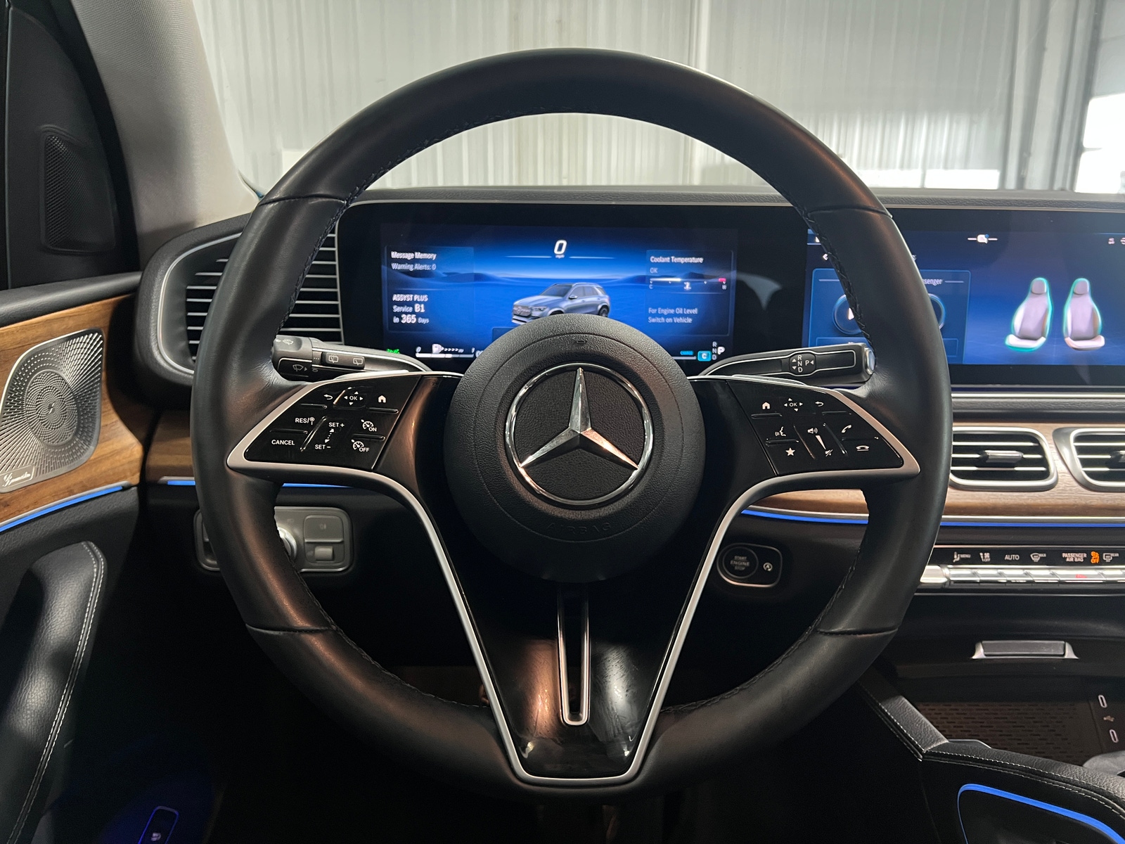 Thumbnail: 2024 Mercedes-Benz GLE - 4